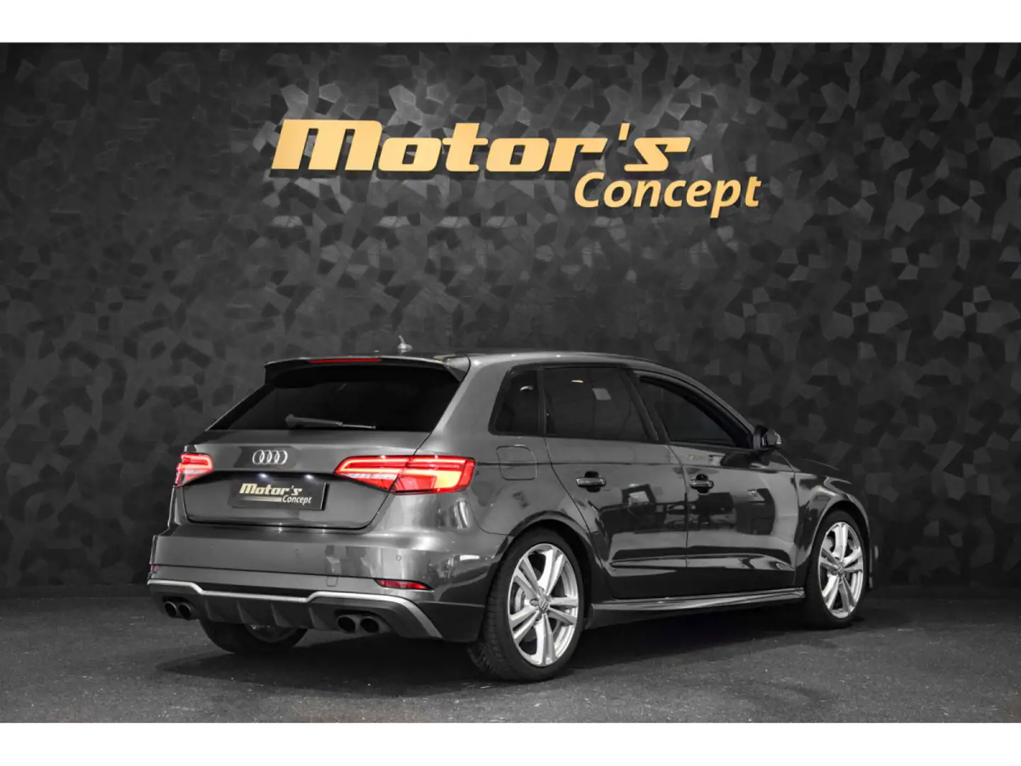Audi S3 SportBack 2.0 Quattro Gris - 2