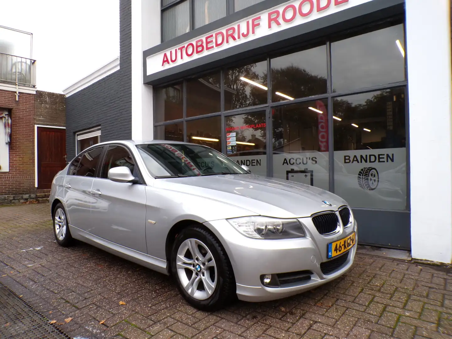 BMW 316 3-serie 316i Business Line TOP STAAT, 4 SEIZOENEN Grijs - 2