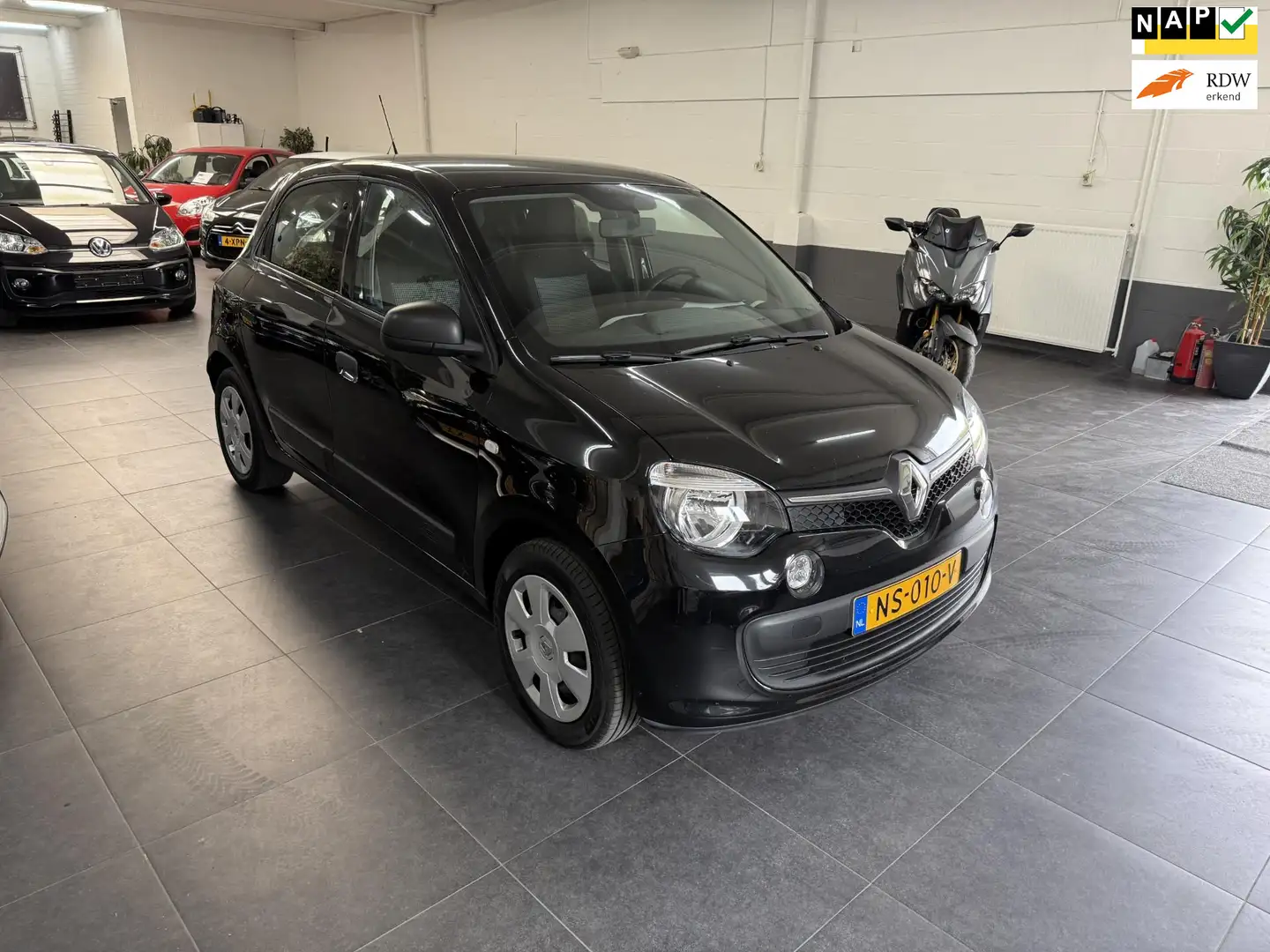 Renault Twingo 1.0 SCe Authentique Zwart - 1