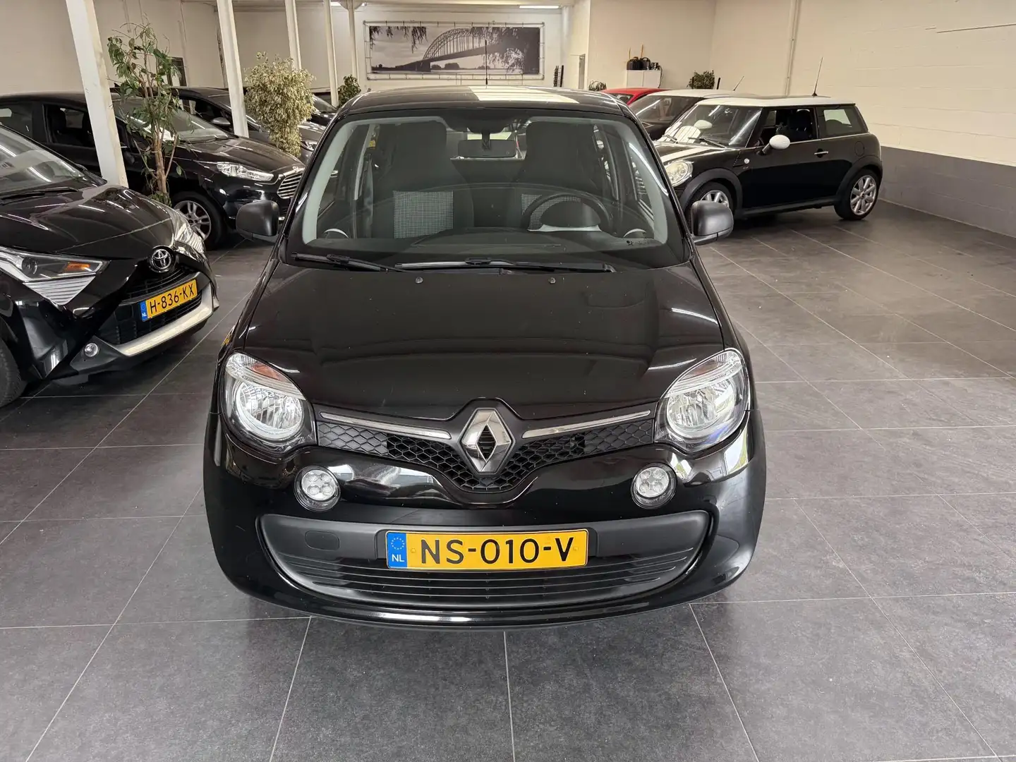 Renault Twingo 1.0 SCe Authentique Zwart - 2