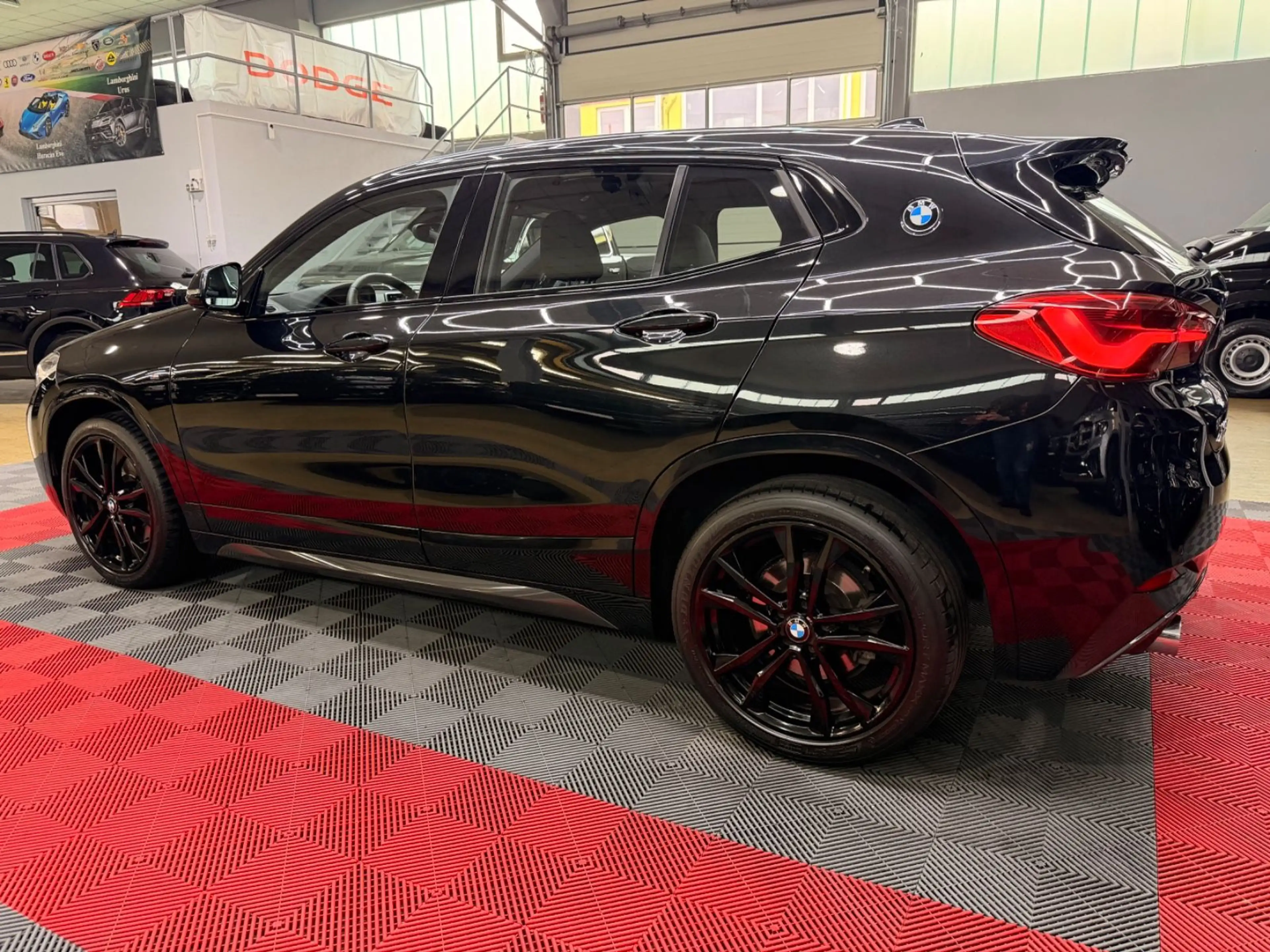 BMW X2 sDrive 20 i M Sport Head-Up SHZ Navi LED AHK — photo 6