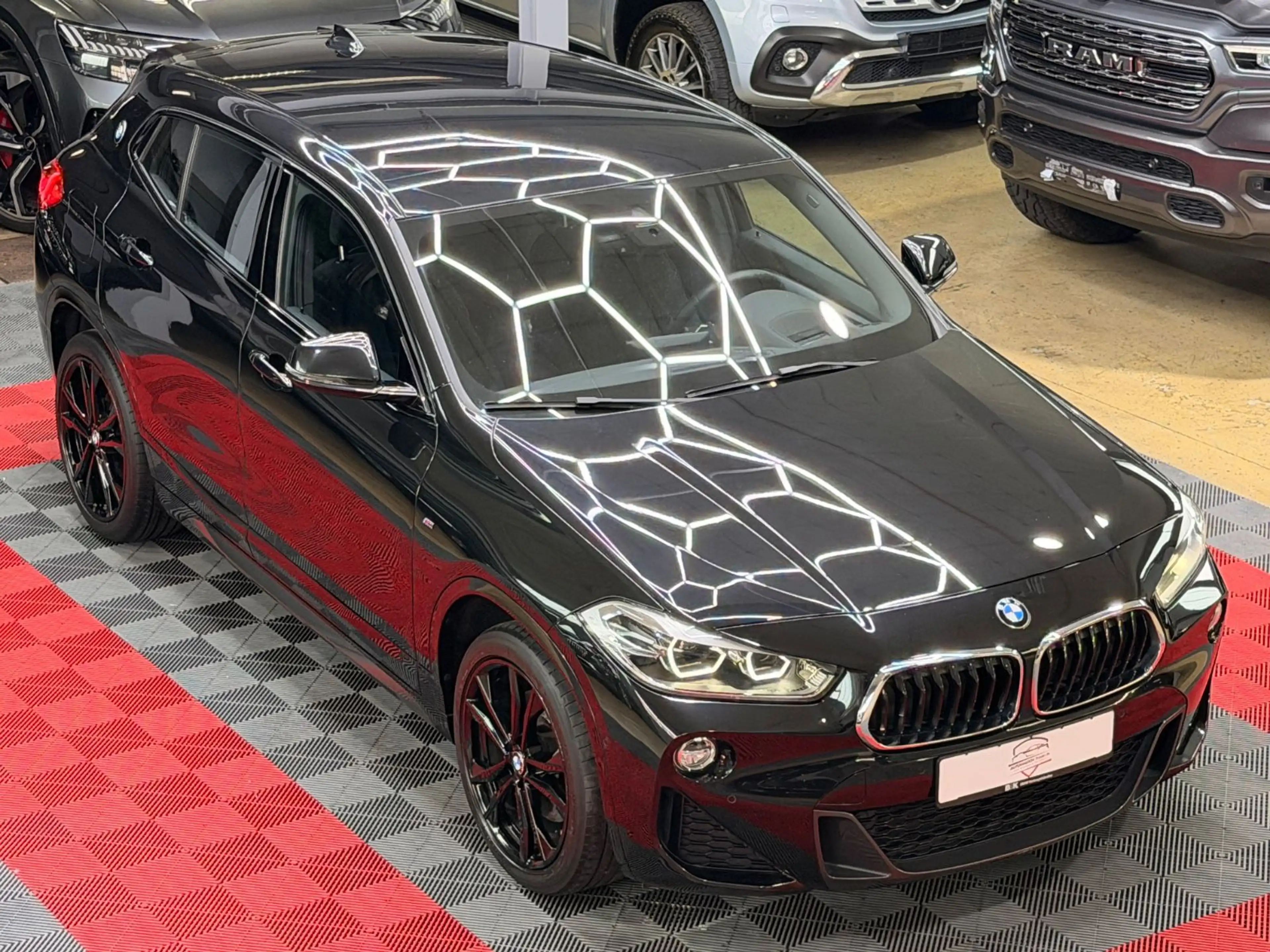 BMW X2 sDrive 20 i M Sport Head-Up SHZ Navi LED AHK