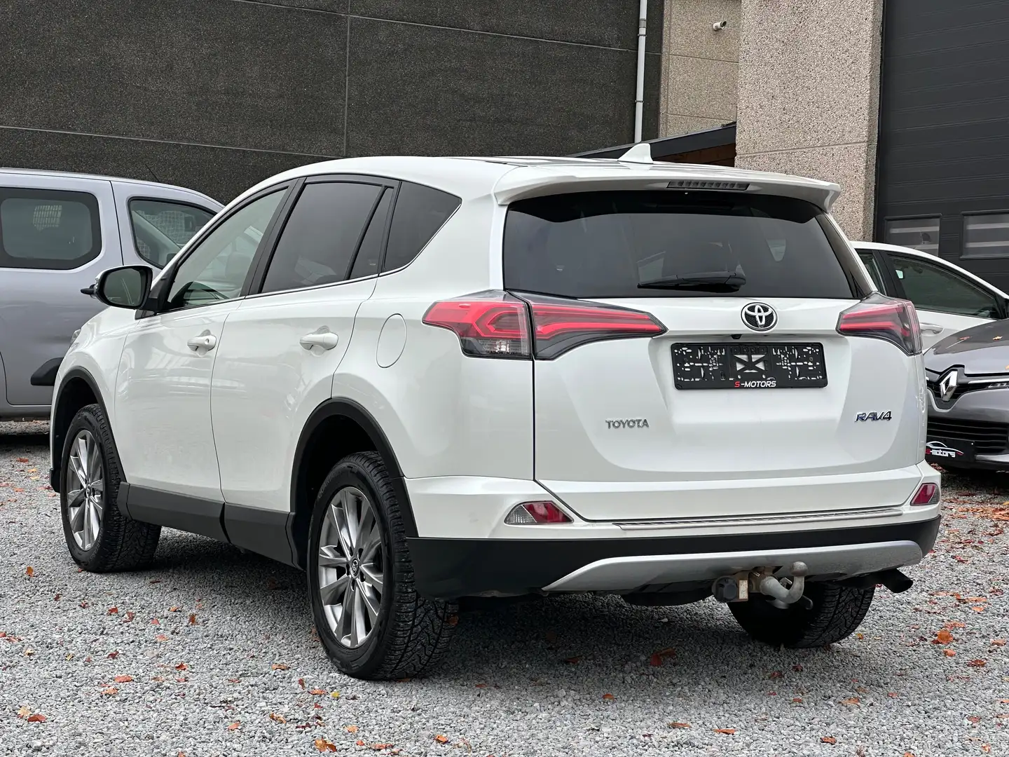 Toyota RAV 4 2.0 D-4D 2WD • Blanc - 2
