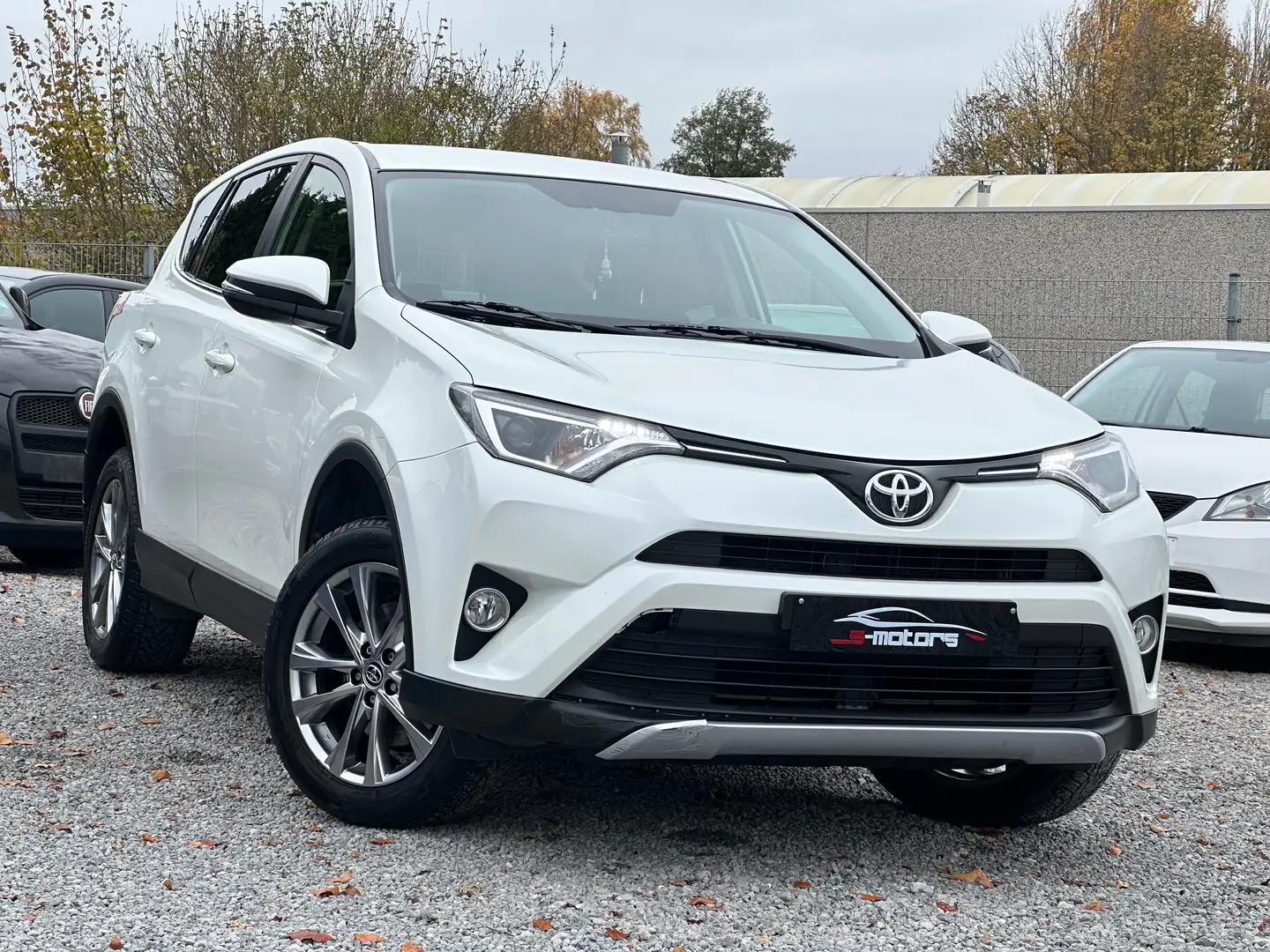 Toyota RAV 4 2.0 D-4D 2WD • Blanc - 1