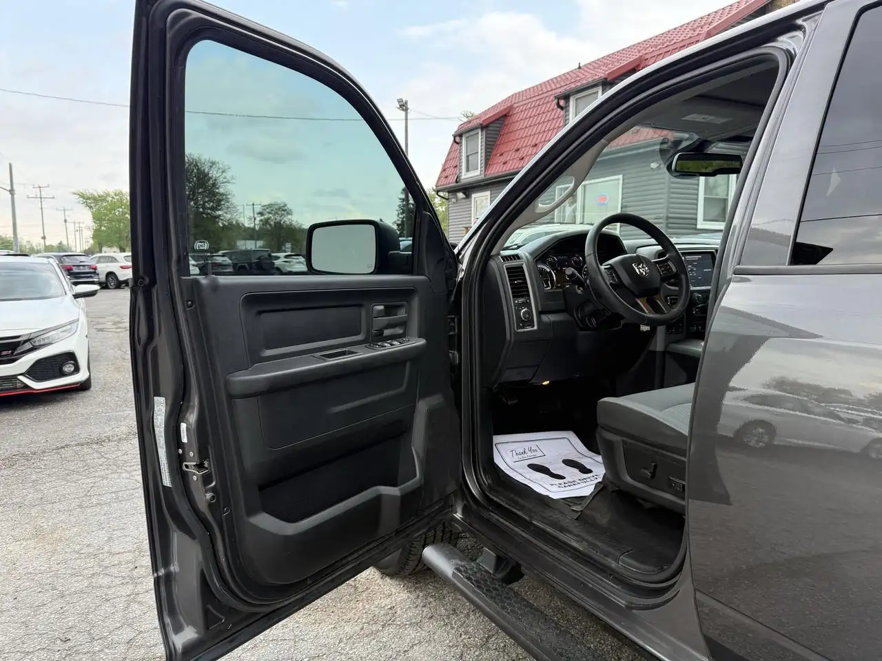 RAM 1500 снимка RAM 1500