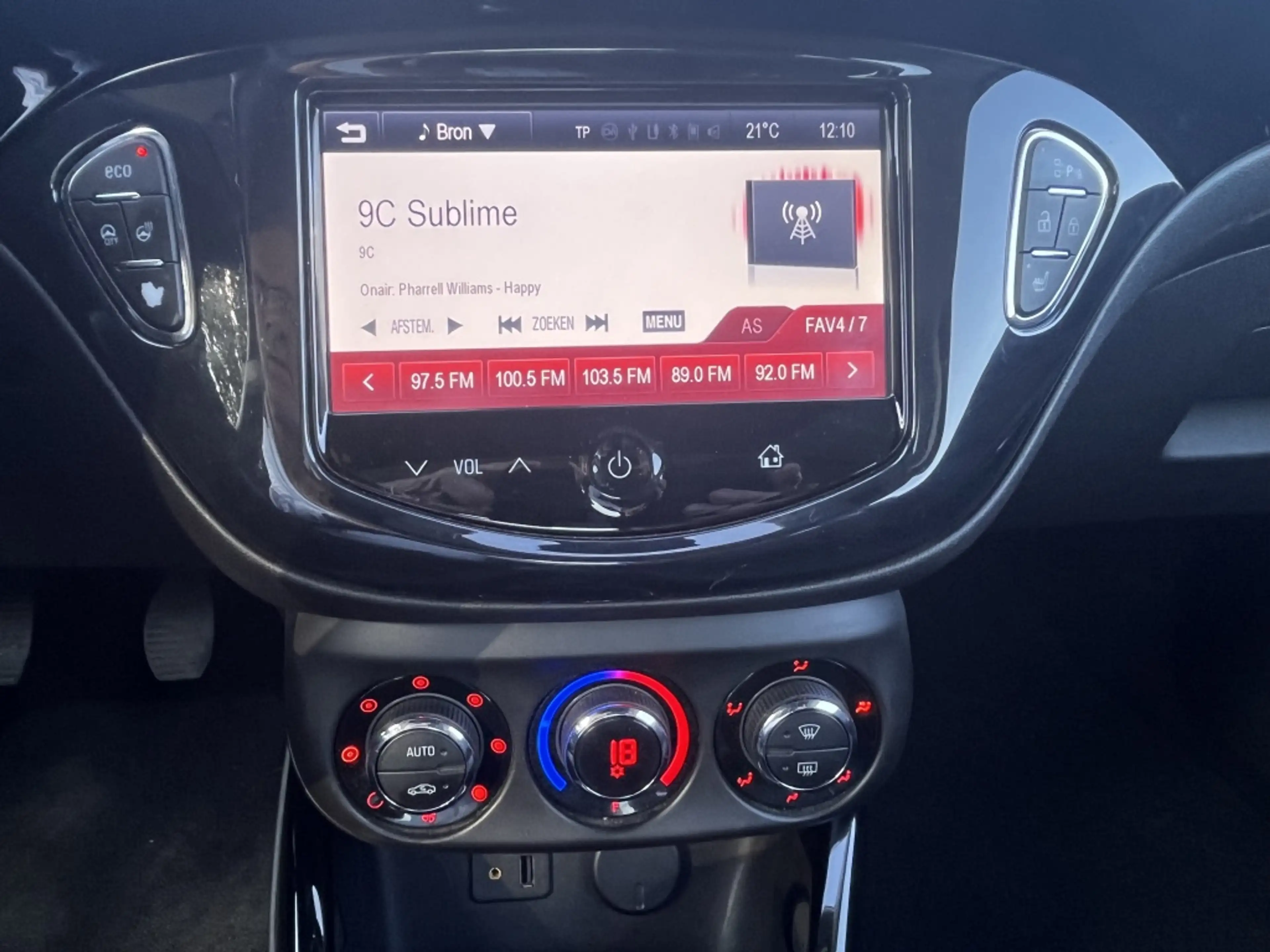 Opel Adam 1.0 Turbo Rocks — photo 26