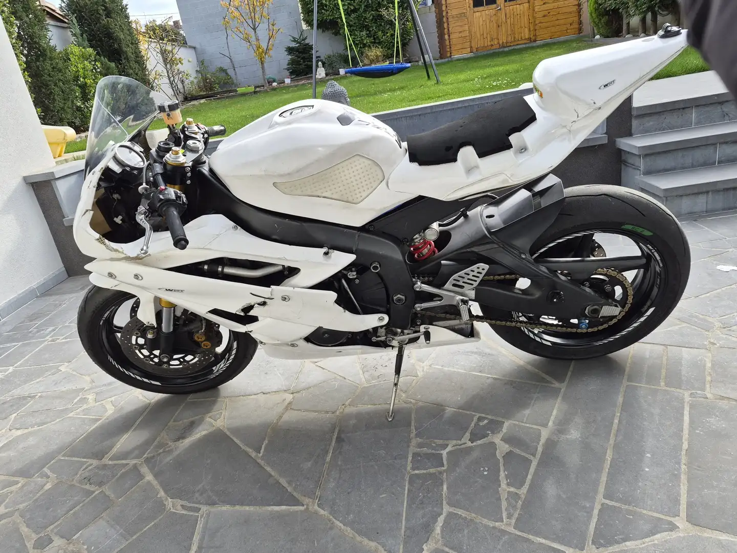 Yamaha YZF-R6 Blanc - 2