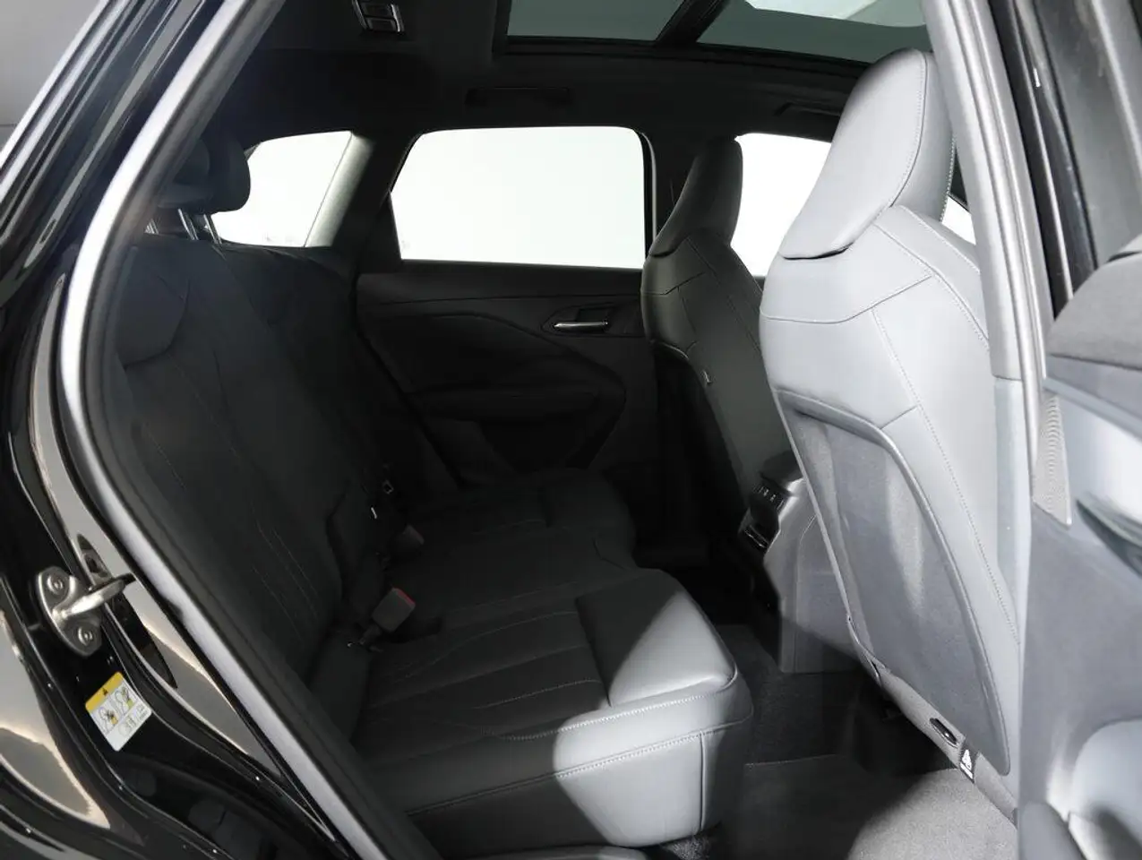 Audi Q3 35 2.0 tdi Identity Black s-tronic 9
