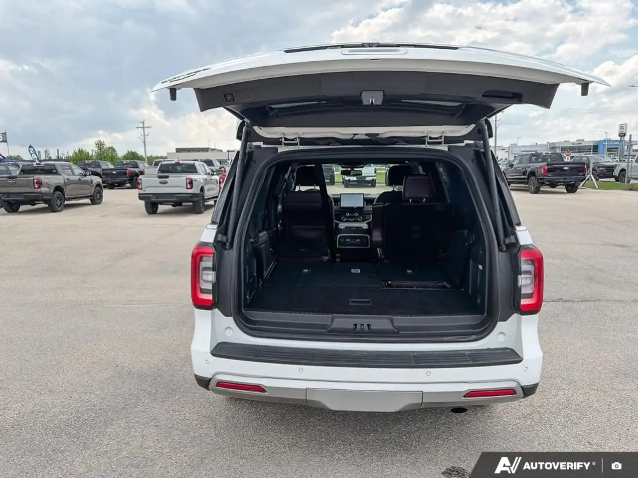 Ford Expedition photo Ford Expedition