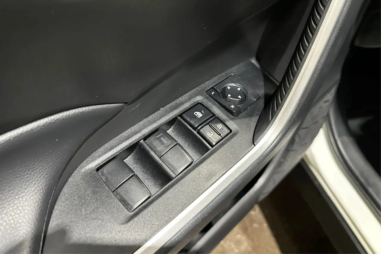 Toyota RAV 4 photo Toyota RAV 4
