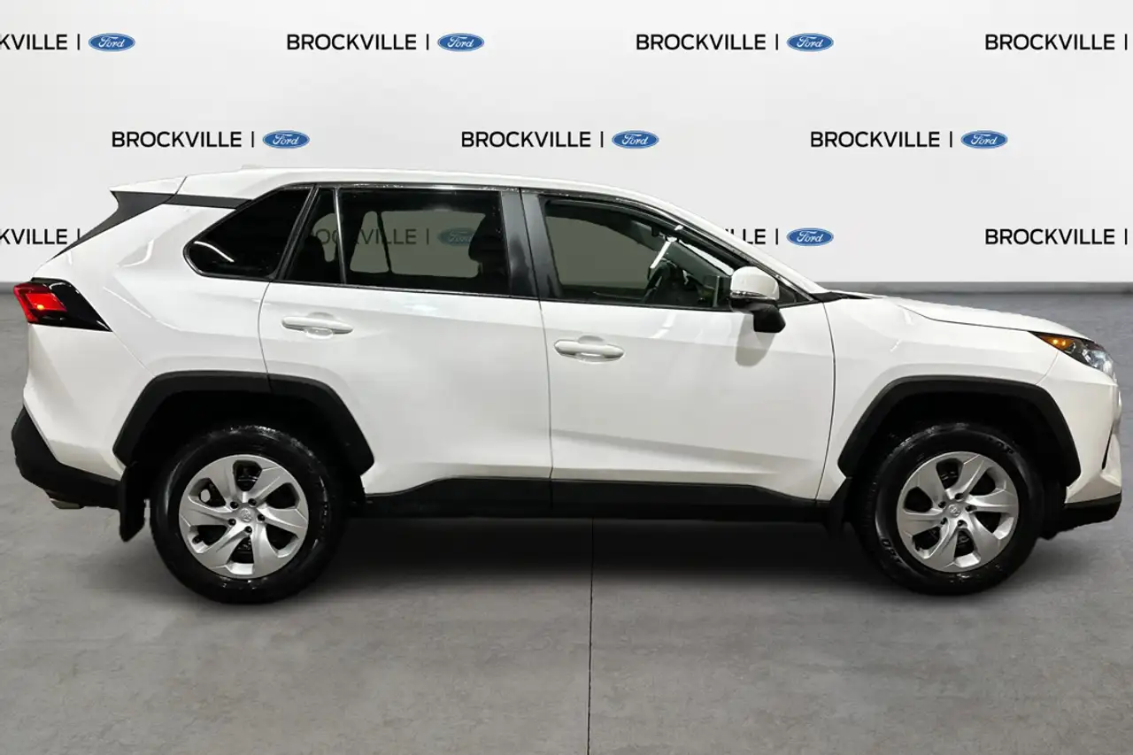 Toyota RAV 4 photo Toyota RAV 4
