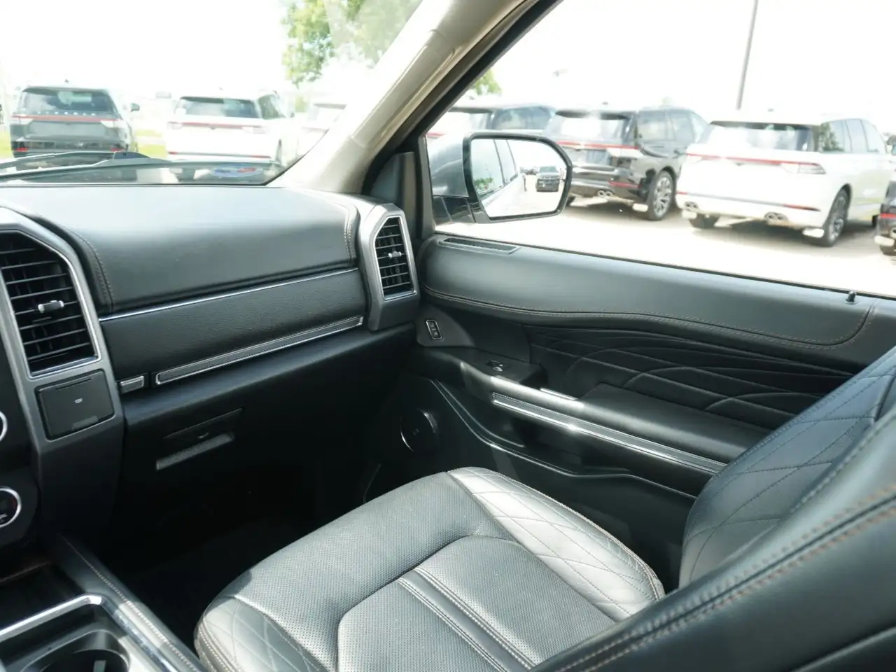 Ford Expedition photo Ford Expedition