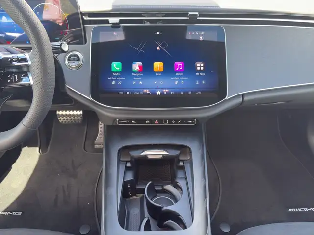 Mercedes-Benz E-Class view 12