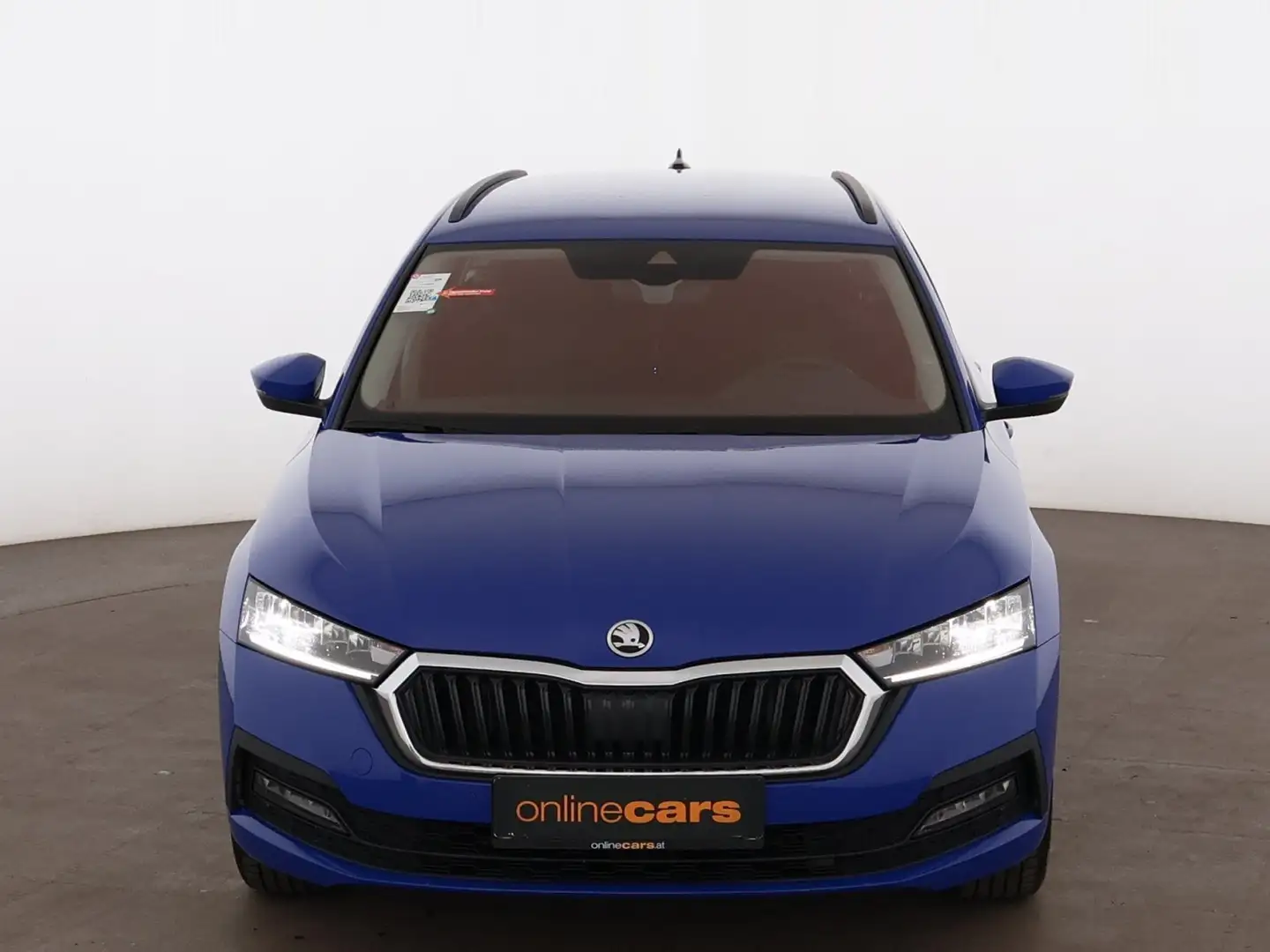 Skoda Octavia Combi 2.0 TDI Ambition Aut LED SITZHZG Blau - 2