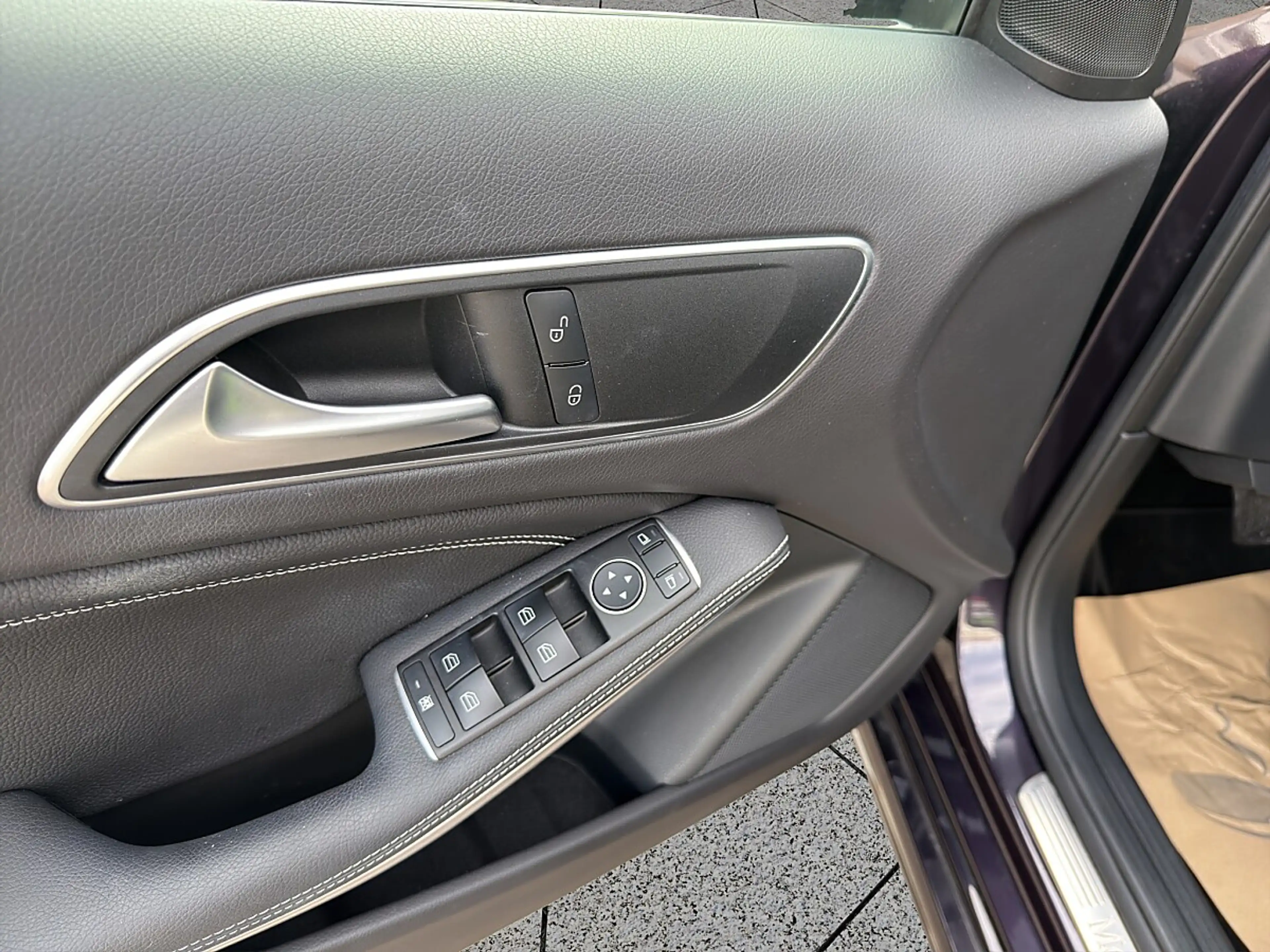 Mercedes-Benz A 180 Aut. — photo 11