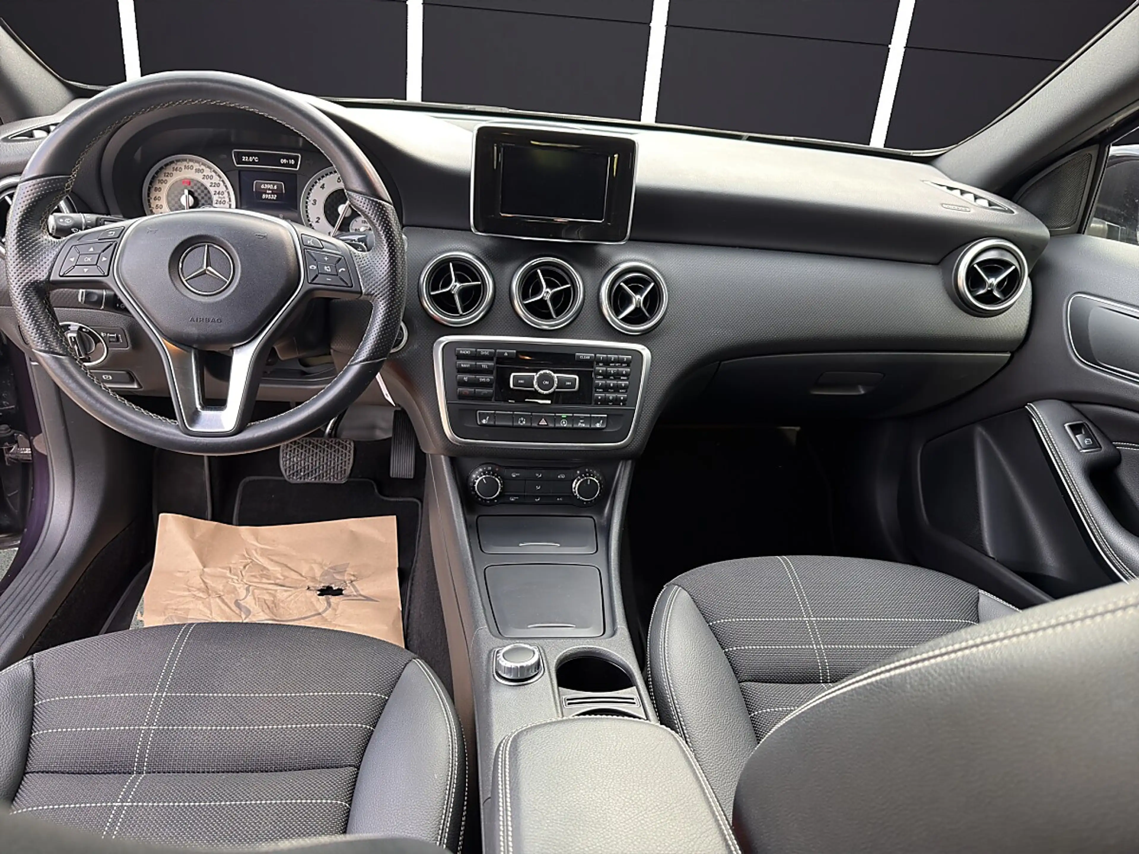 Mercedes-Benz A 180 Aut. — photo 14