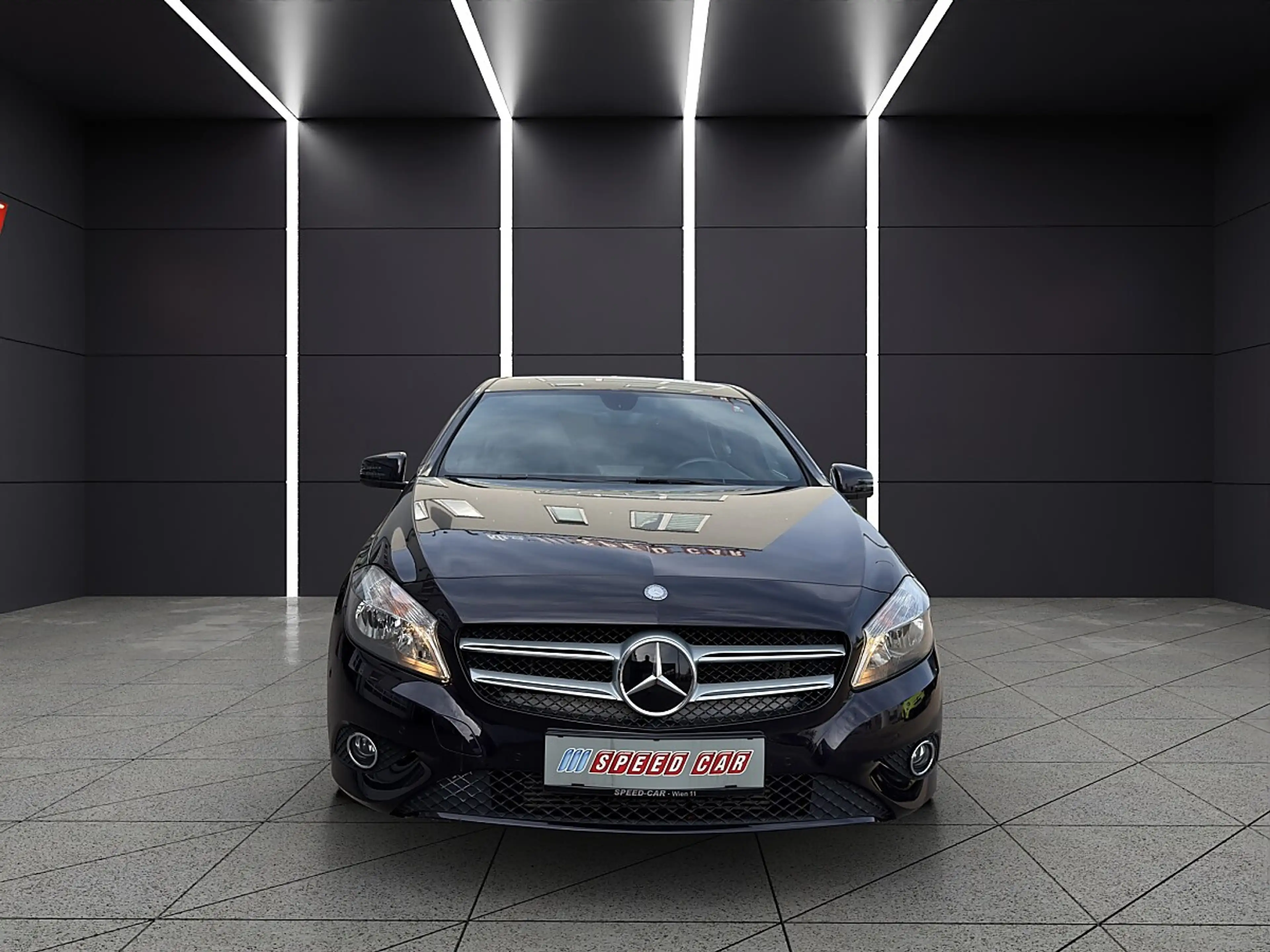 Mercedes-Benz A 180 Aut. — photo 2
