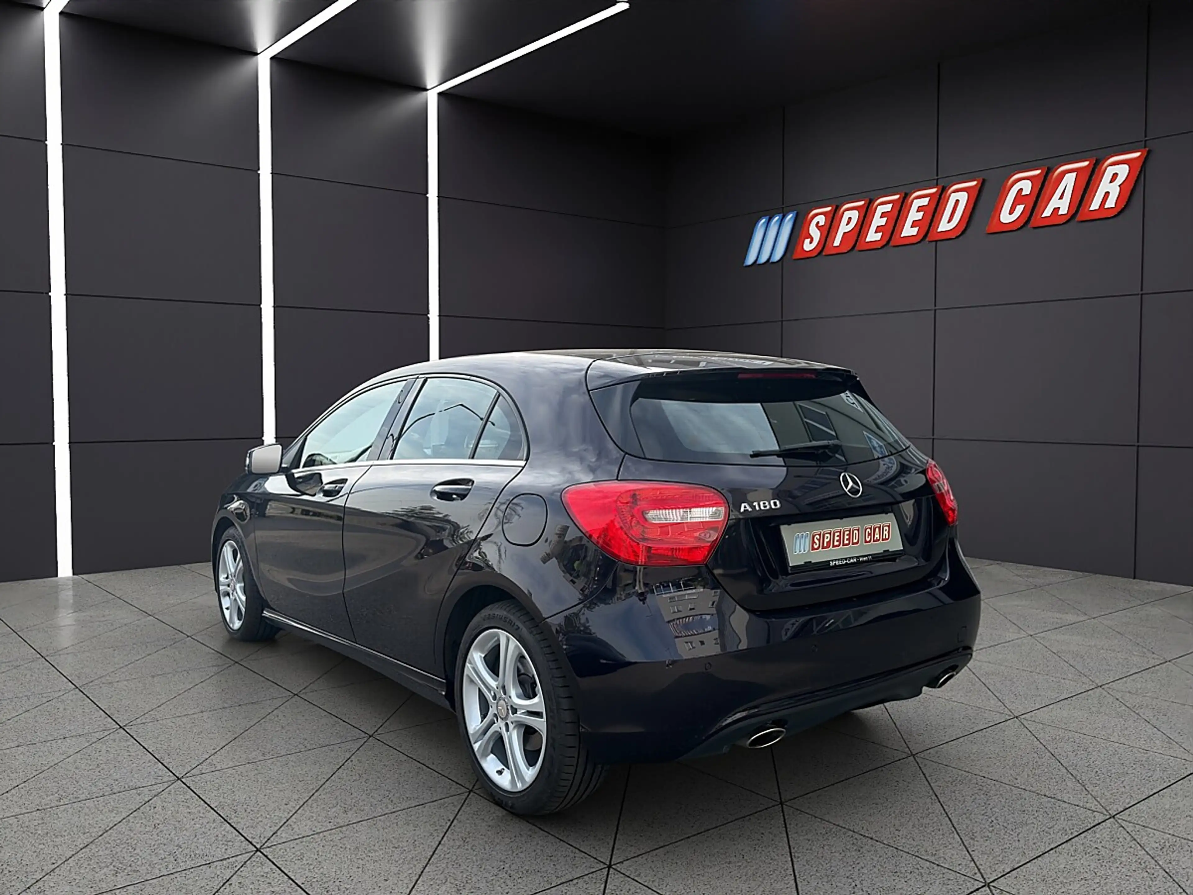 Mercedes-Benz A 180 Aut. — photo 5