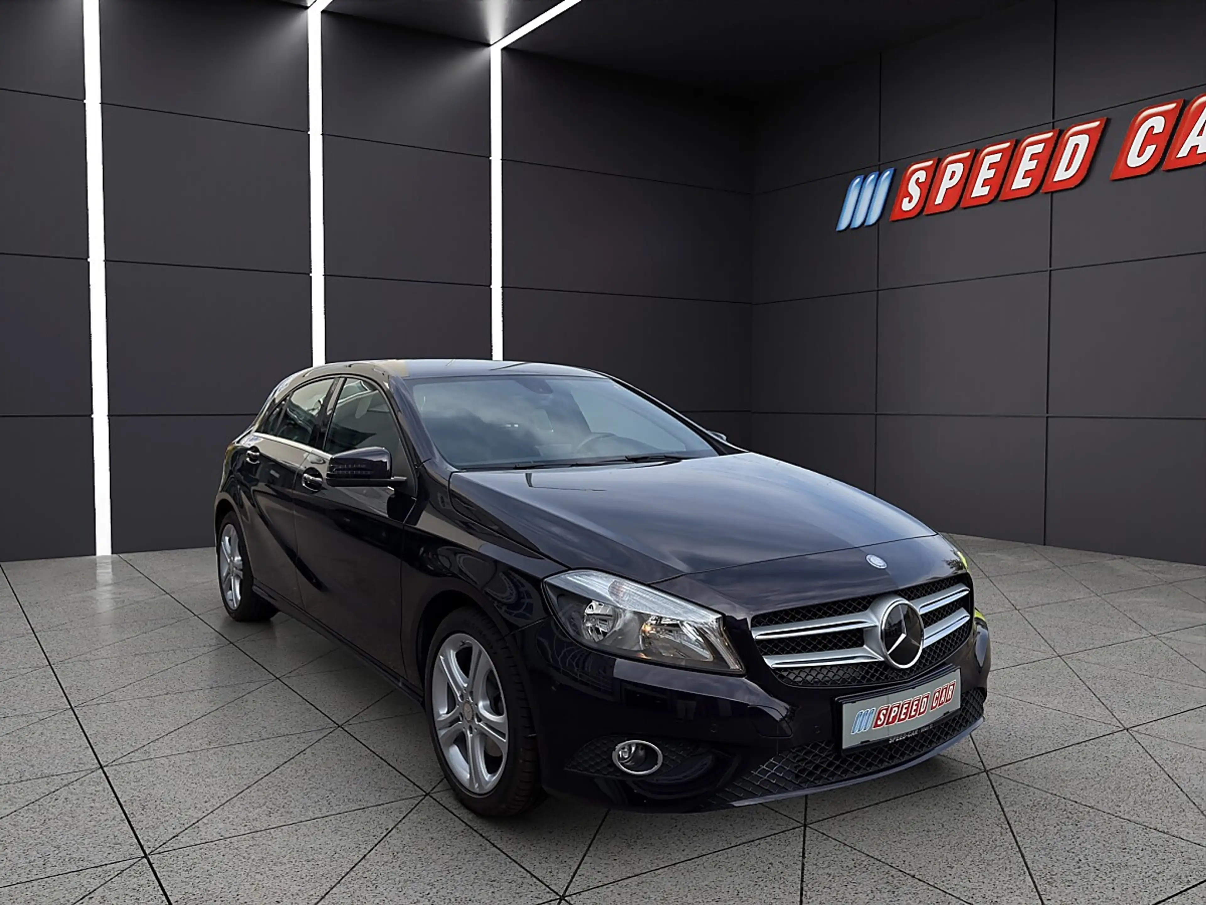 Mercedes-Benz A 180 Aut. — photo 8