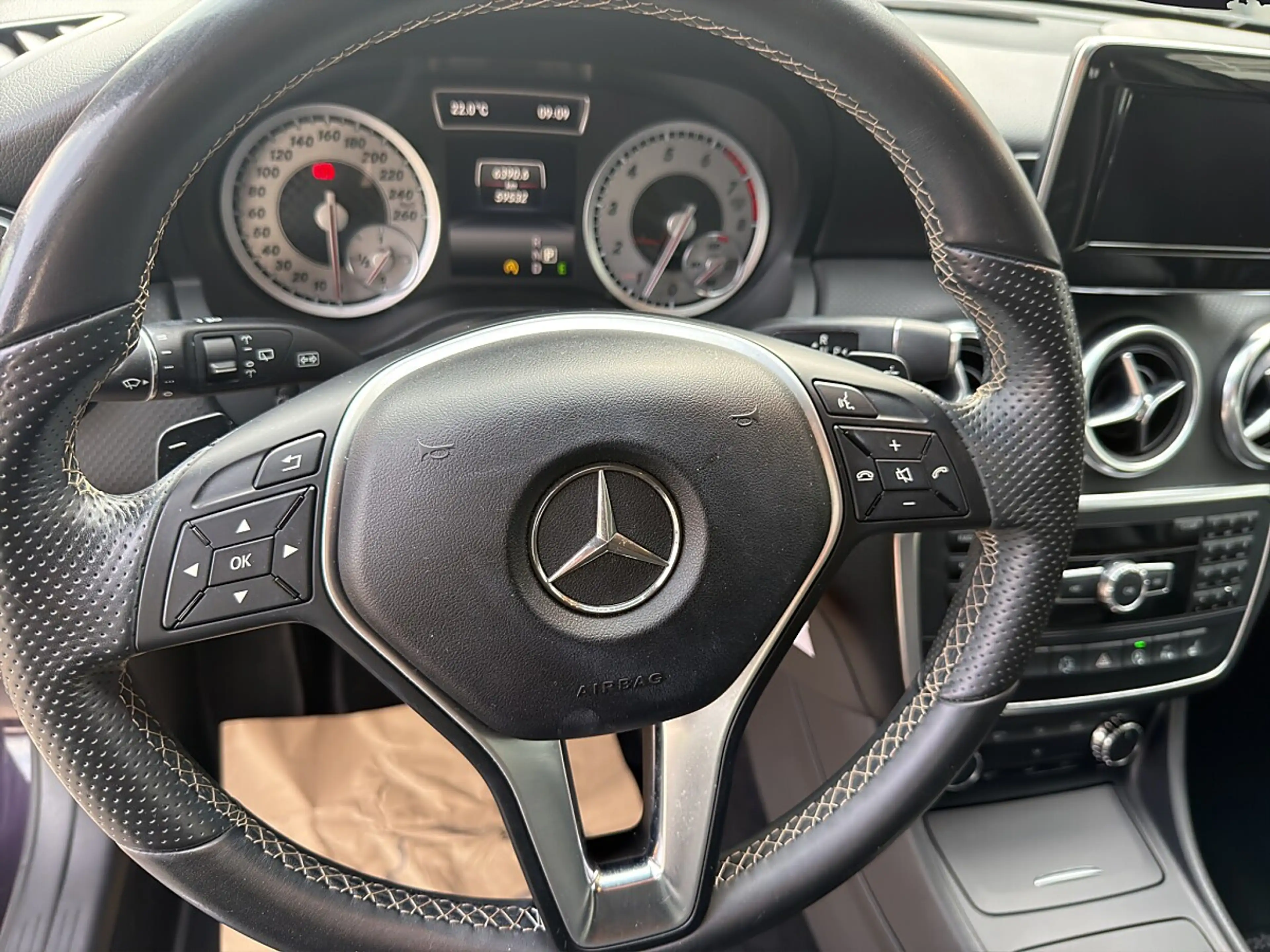 Mercedes-Benz A 180 Aut. — photo 10