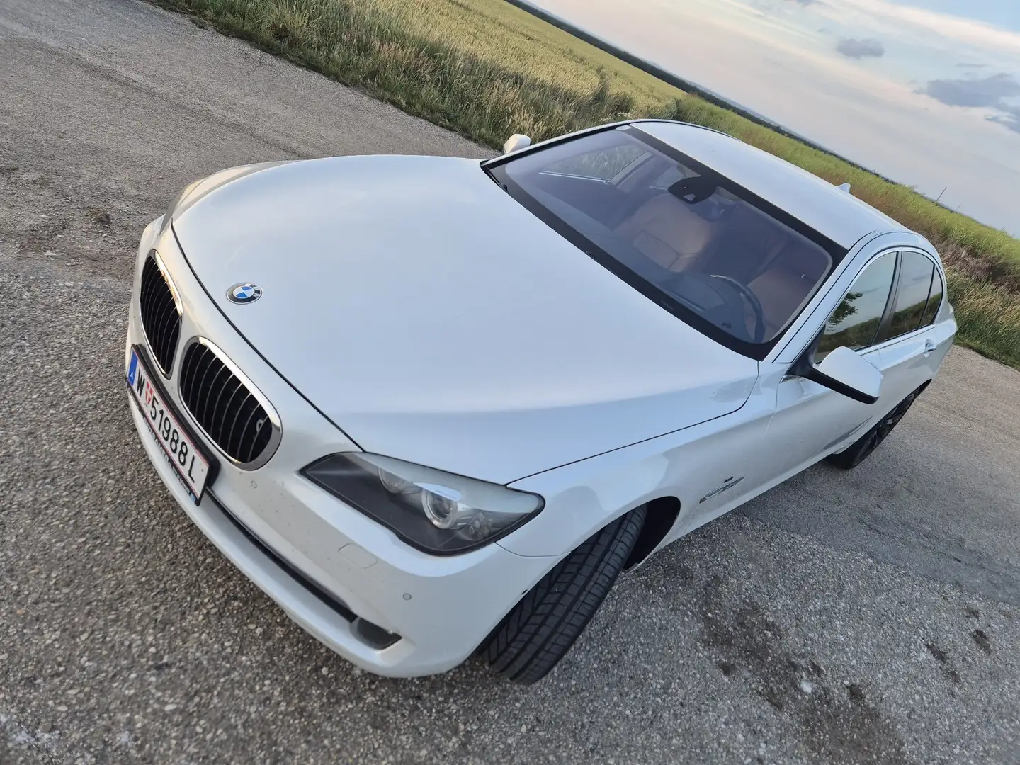 BMW 750 750Li xDrive mit neuem Pickerl - 2