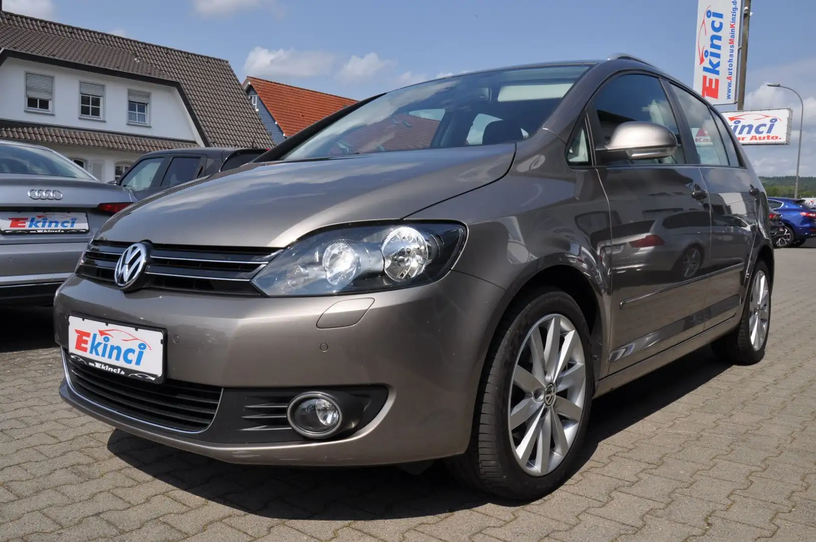 Volkswagen Golf Plus VI Highline Brun - 1