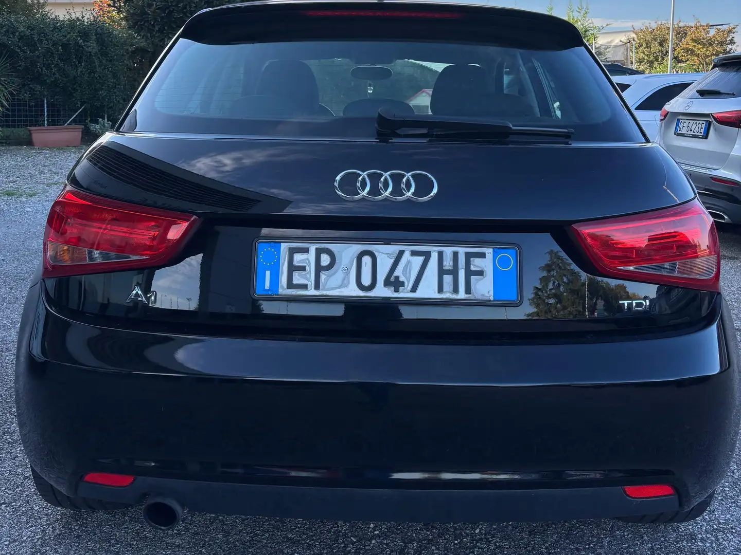 Audi A1 A1  Sportback 1.6 tdi Attraction 90cv Nero - 2