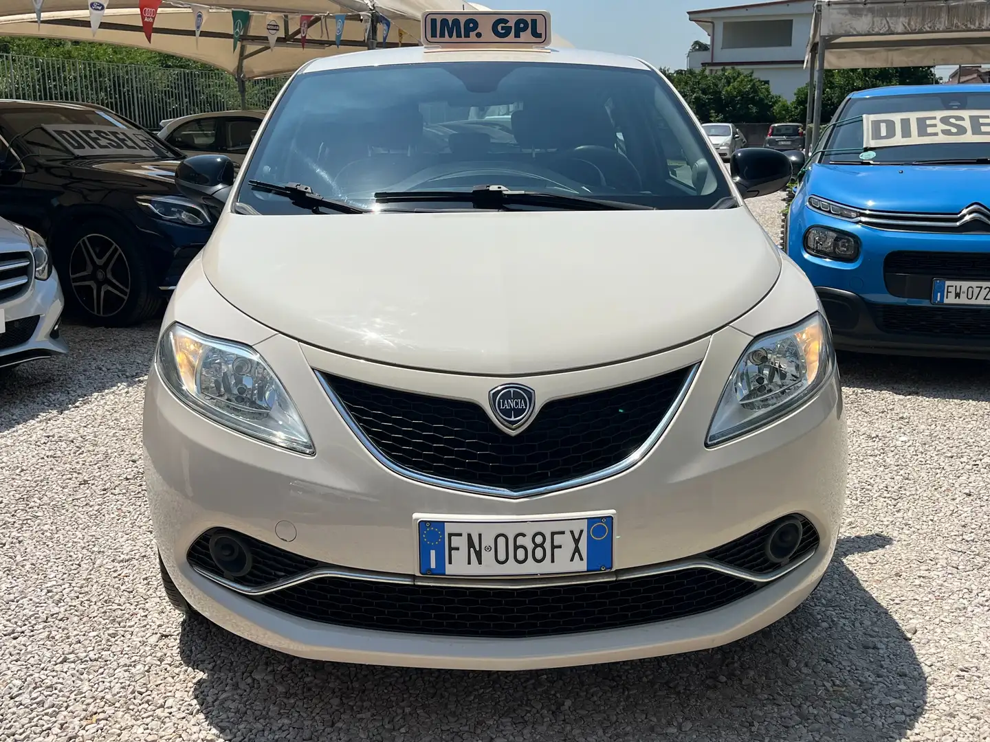 Lancia Ypsilon 1200 GPL DI SERIE KM CERTIFICATI UNICO PROPRIETARI Beige - 2