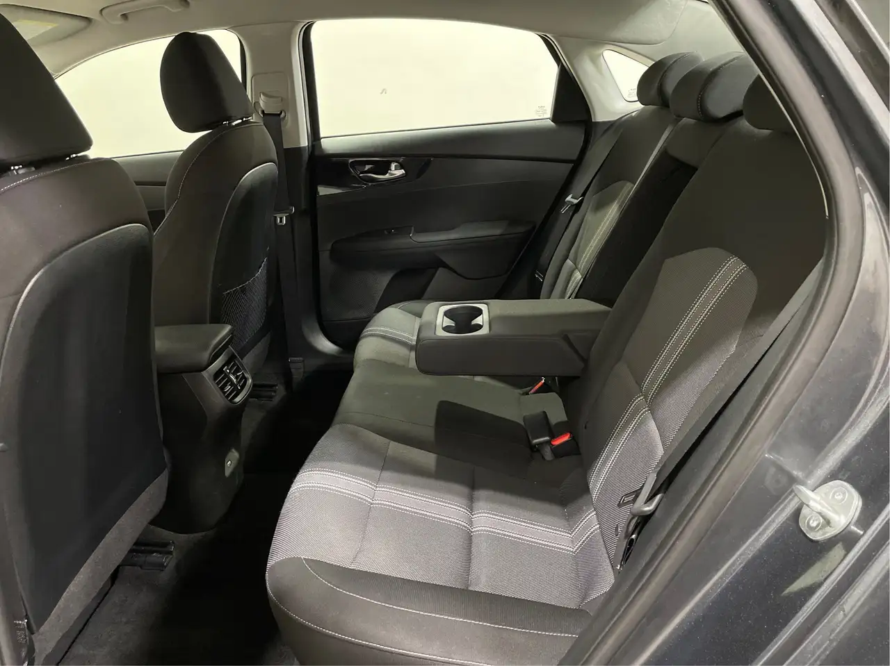 Kia Forte снимка Kia Forte
