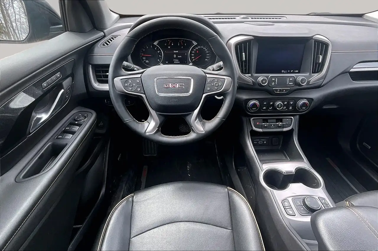 GMC Terrain снимка GMC Terrain