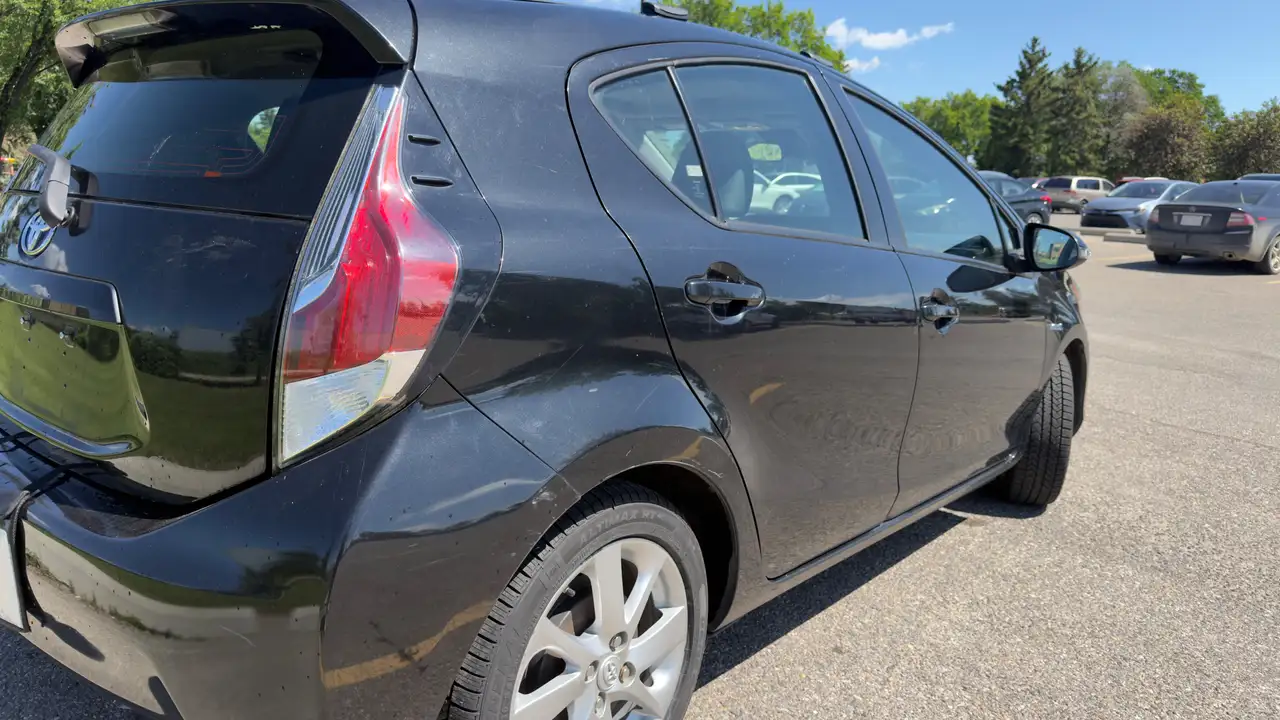 Toyota Prius c photo Toyota Prius c