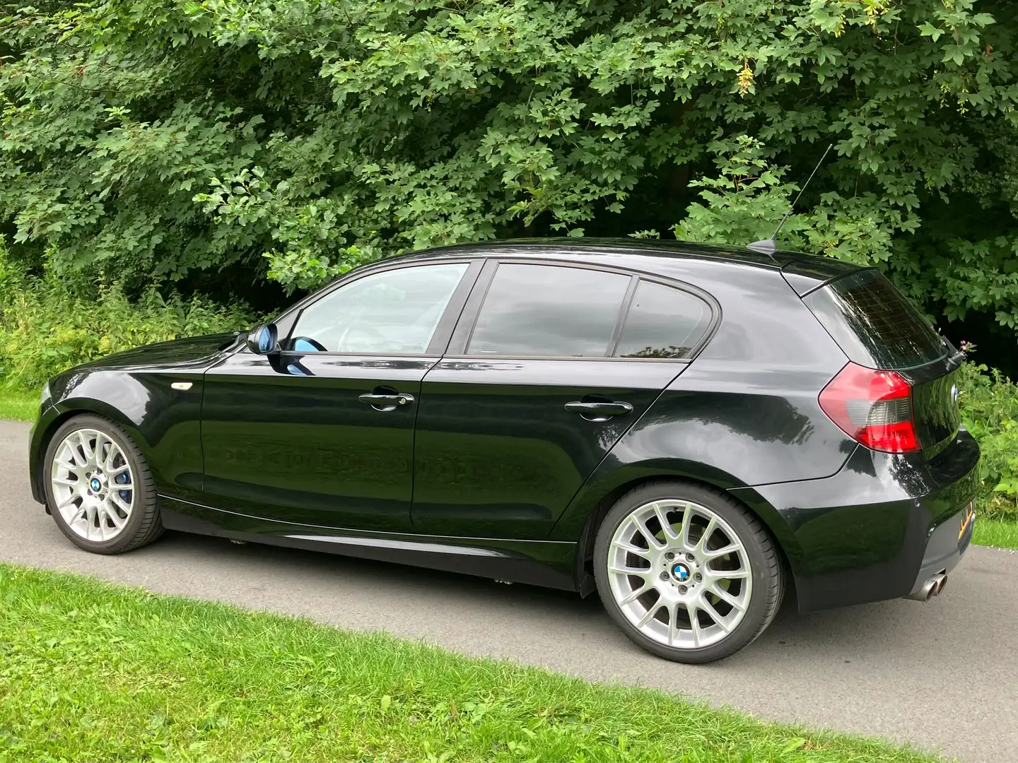 BMW 130 130 Executive Siyah - 2