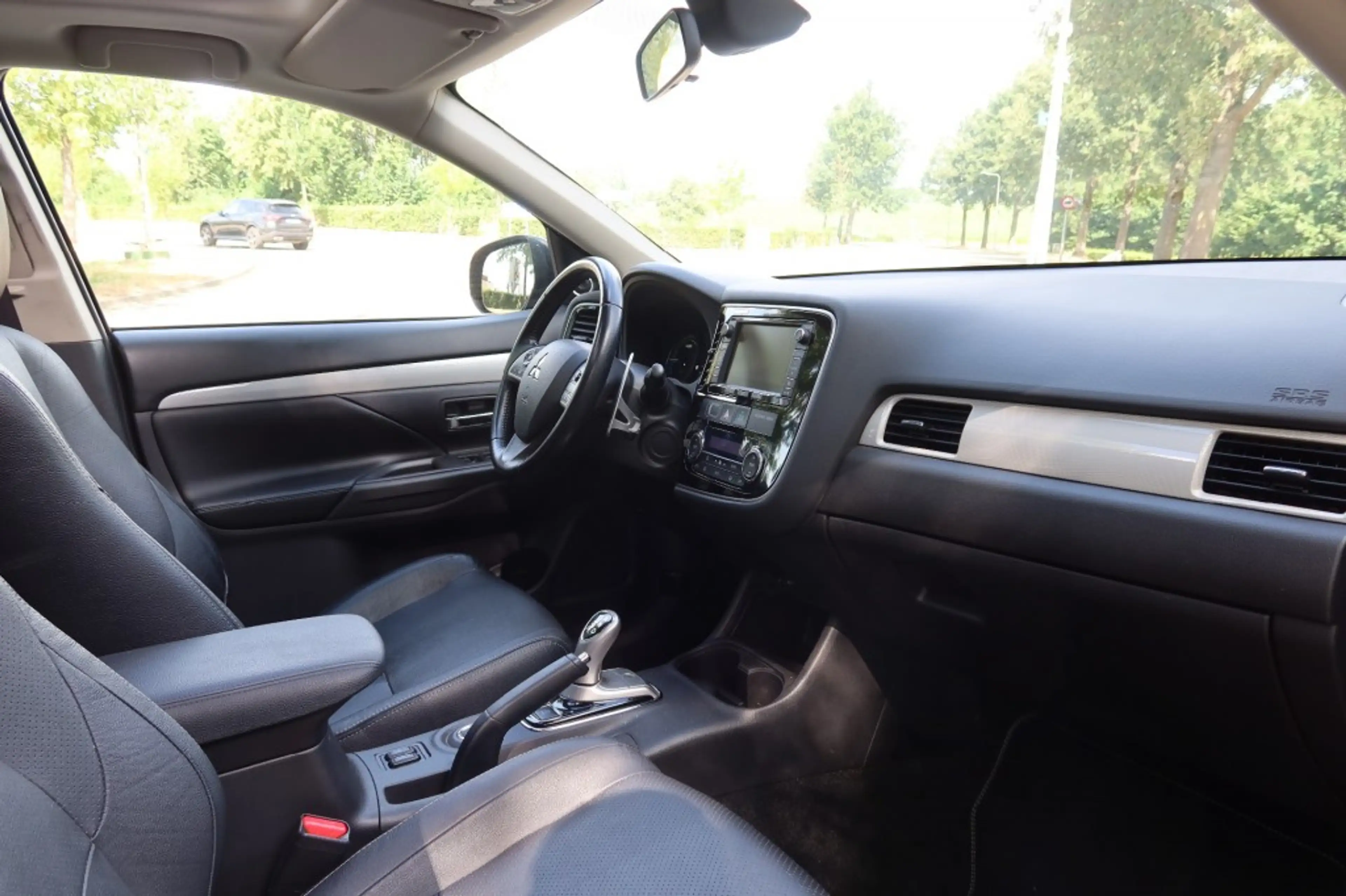Mitsubishi Outlander 2.0 PHEV Instyle+ Clima, NAVI, Camera, Schuifdak, — photo 8