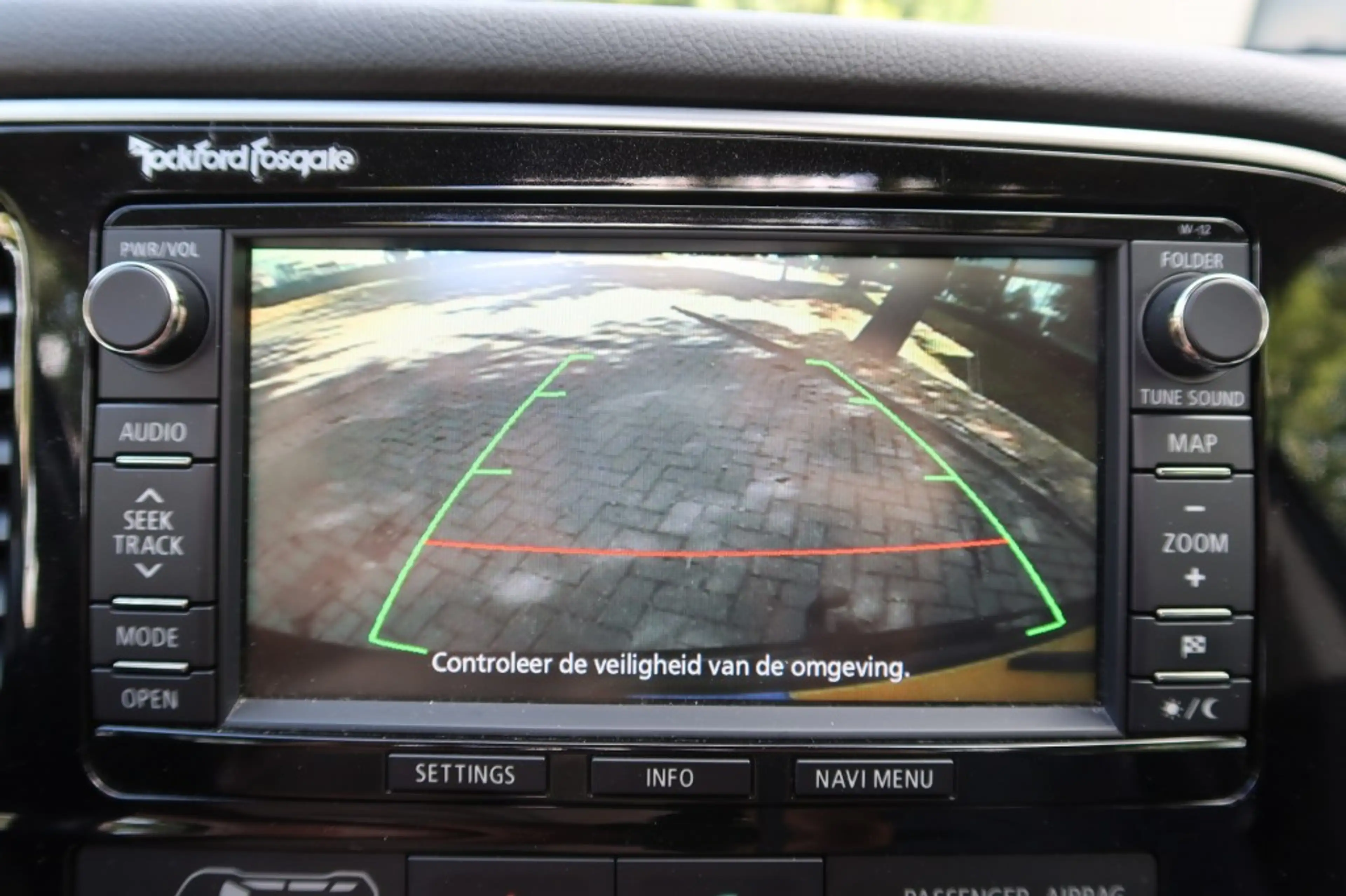 Mitsubishi Outlander 2.0 PHEV Instyle+ Clima, NAVI, Camera, Schuifdak, — photo 10