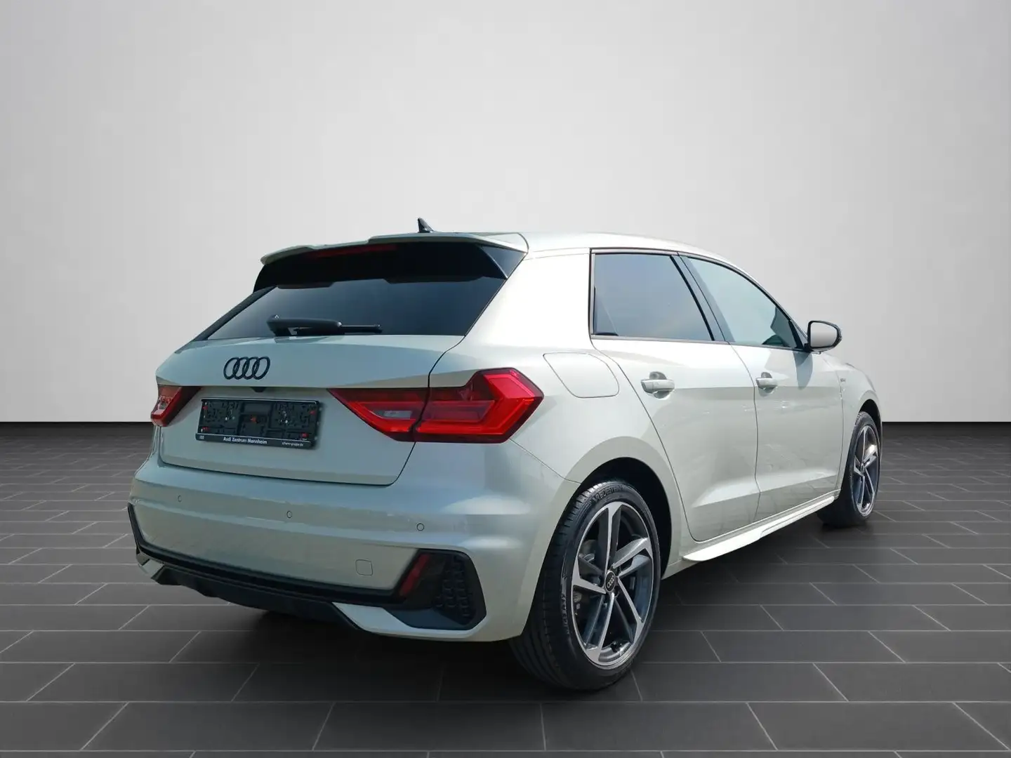 Audi A1 S line 30 TFSI 85(116) kW(PS) S tro Silber - 2