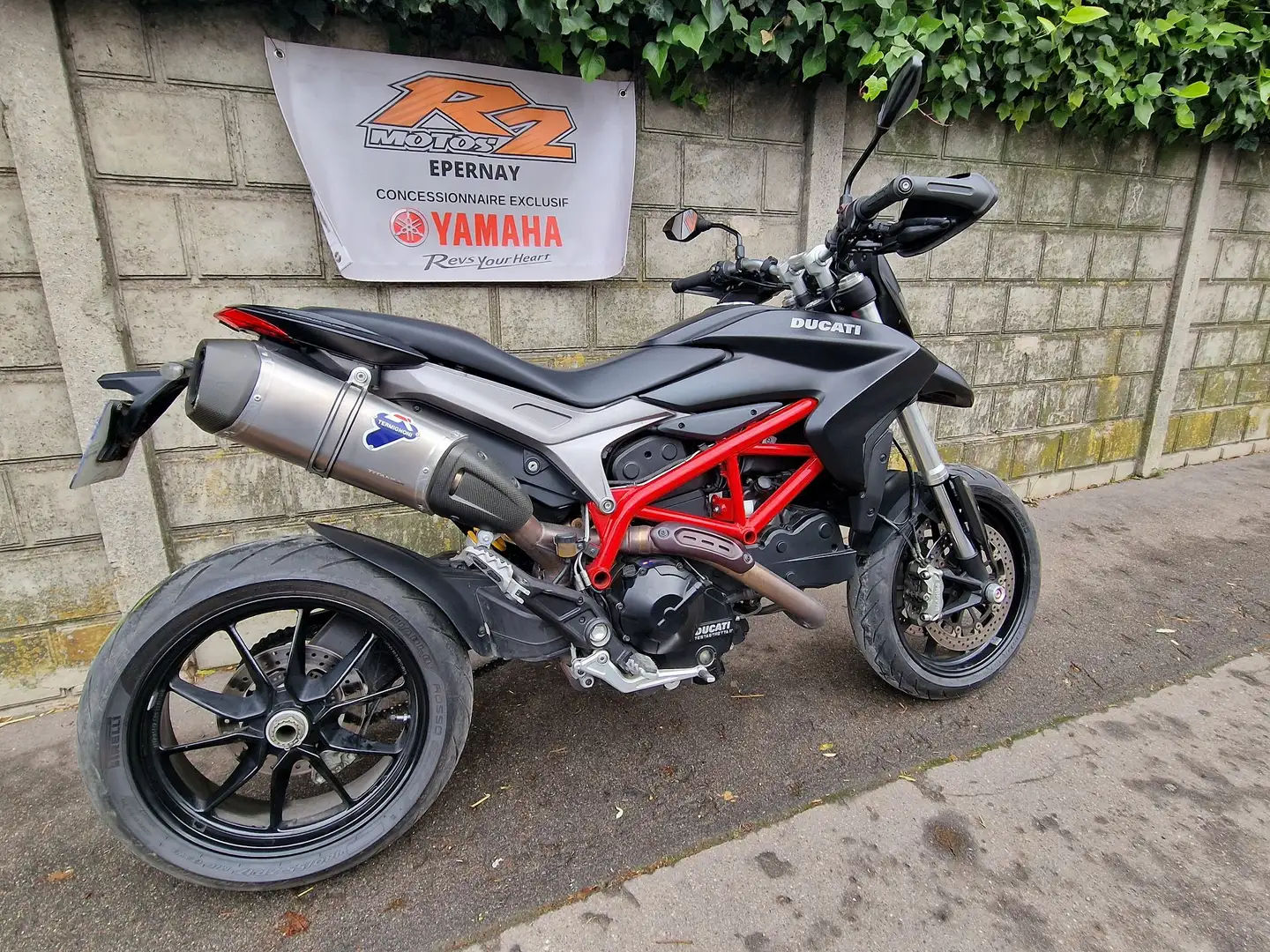 Ducati Zwart - 2