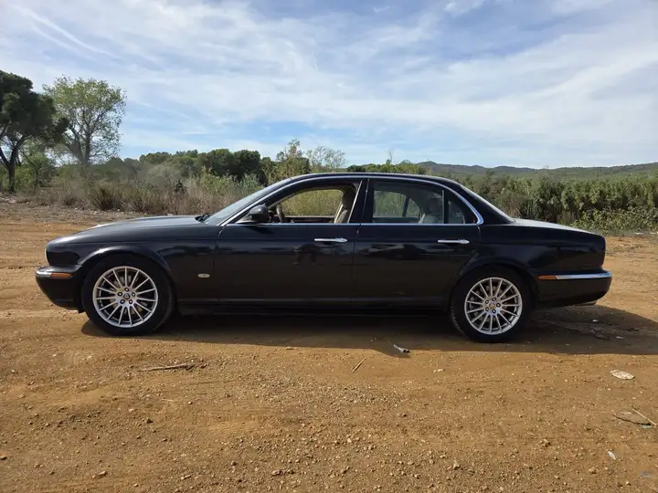 Jaguar XJ6 2005, foto 4