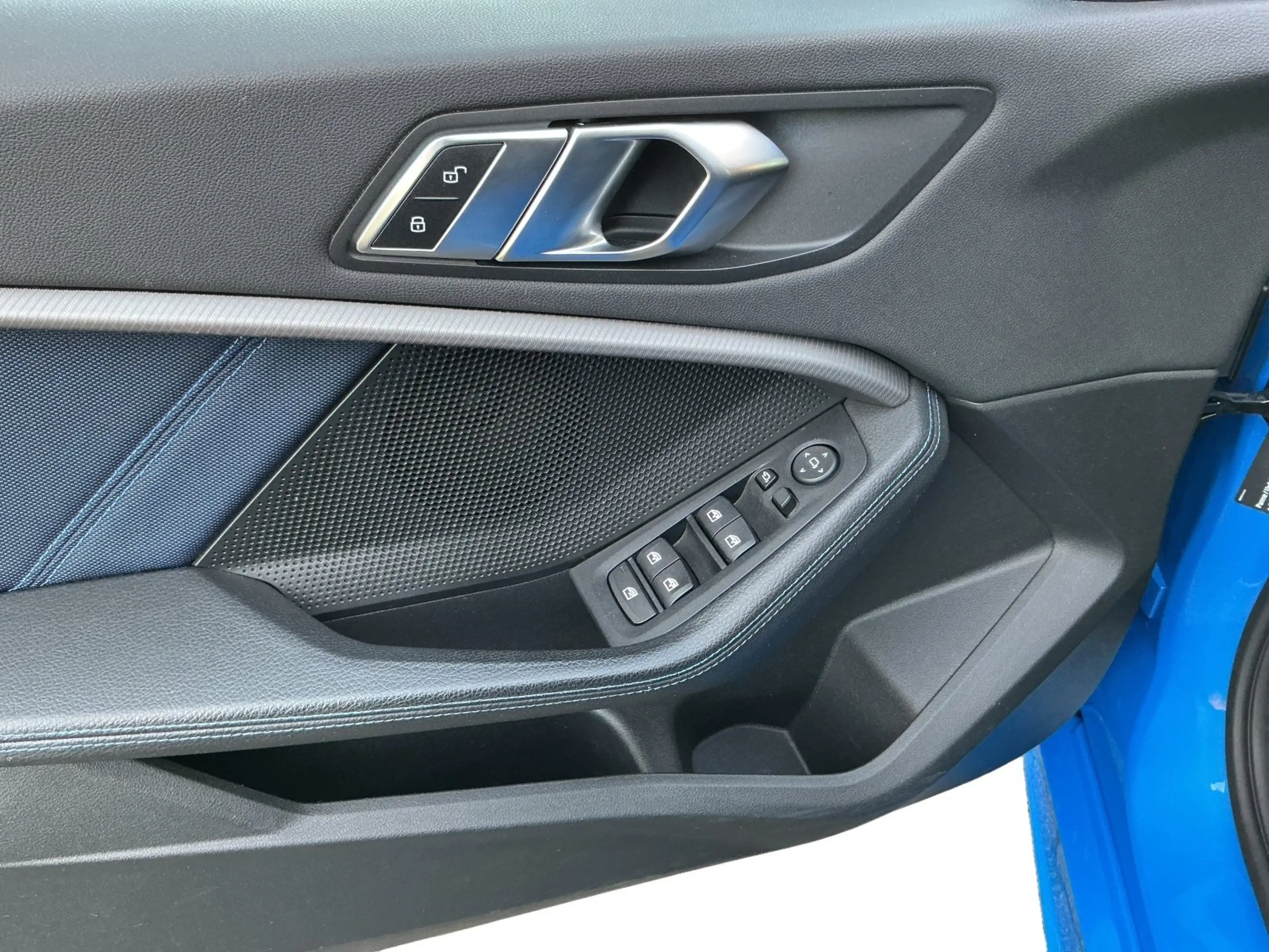 BMW 118 i M-Sport  LED SHZ Klimaautomatik — photo 7