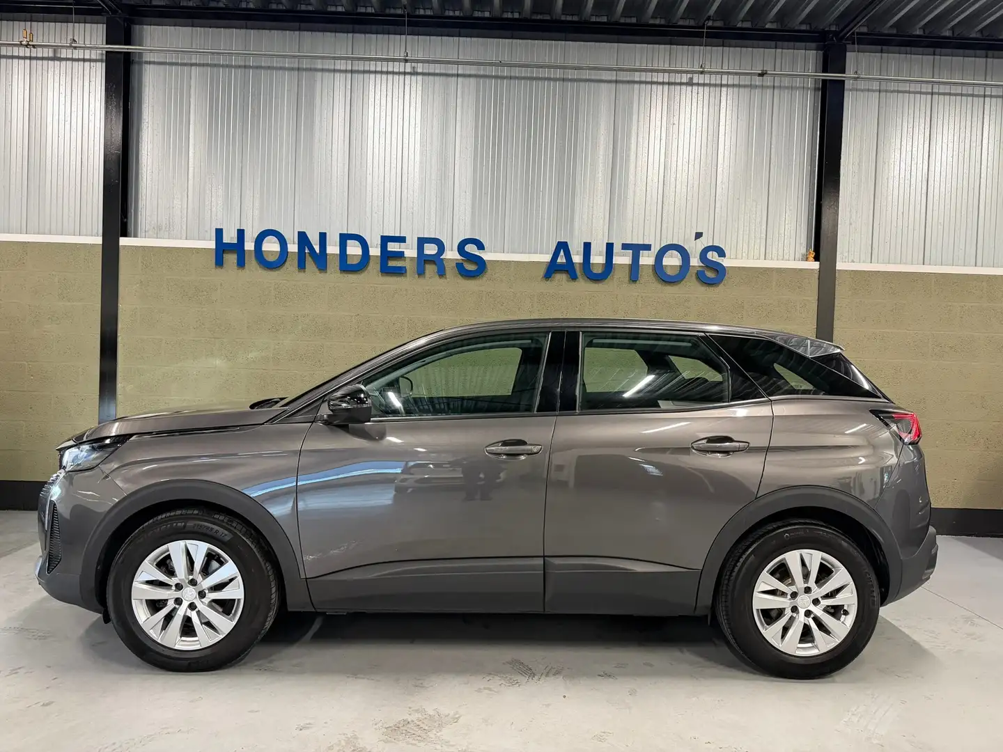 Peugeot 3008 1.2 PT Active Pack Business I TREKHAAK I CARPLAY I Gris - 2