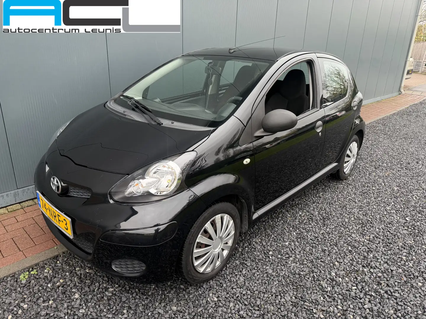 Toyota Aygo 1.0-12V Access Airco 5-drs Noir - 1