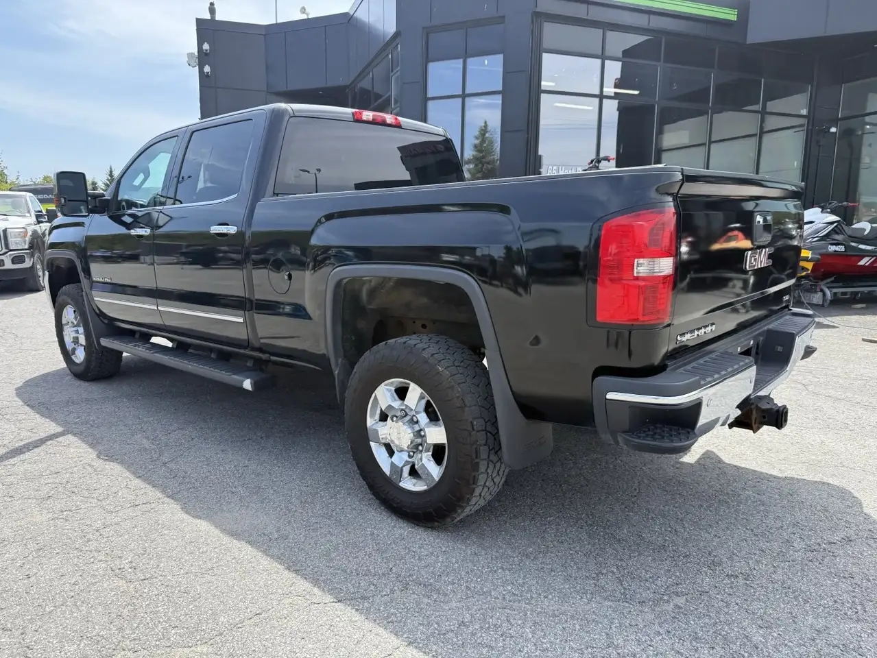 GMC Sierra 2500 снимка GMC Sierra 2500