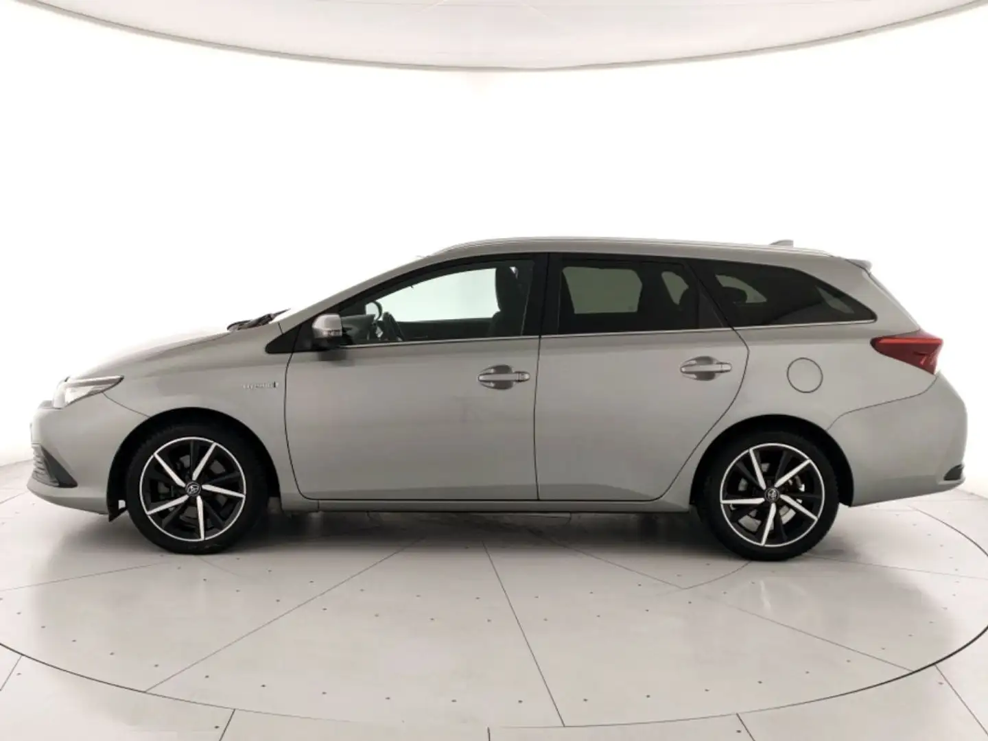 Toyota Auris Touring Sports 1.8h Lounge CVT Argento - 2