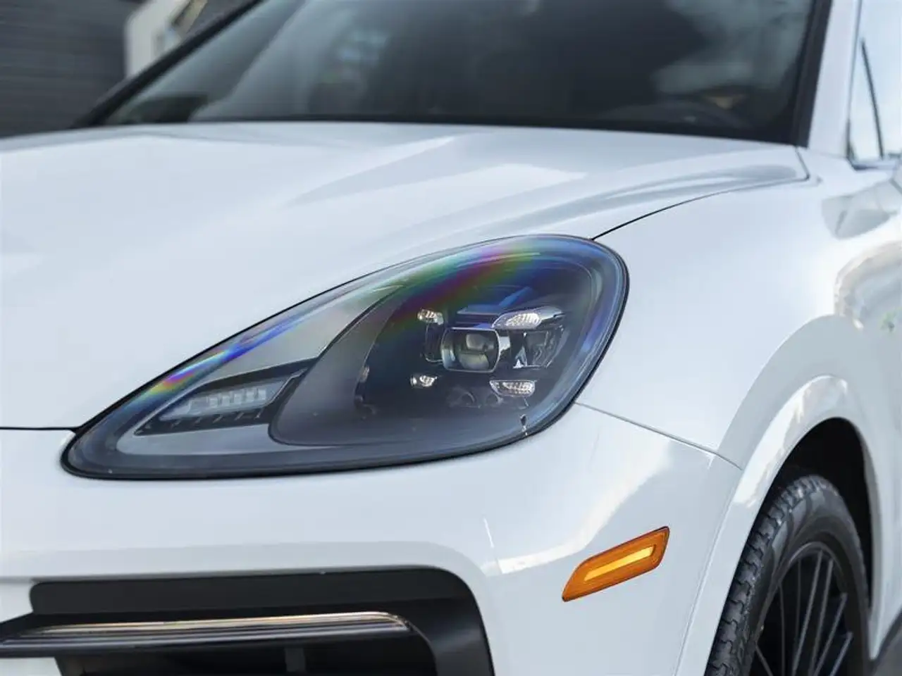 Porsche Cayenne снимка Porsche Cayenne