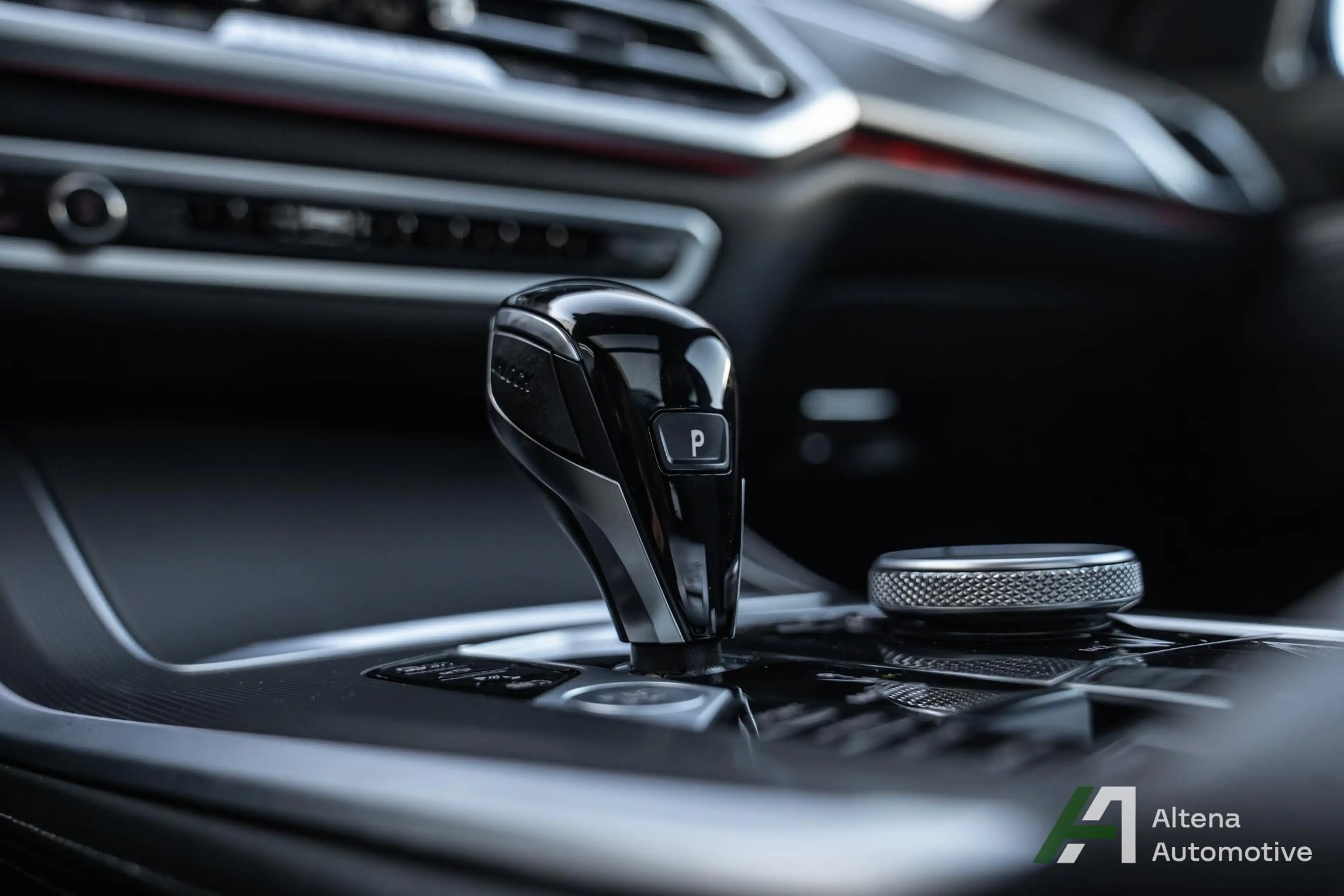 BMW X5 xDrive45e High Executive M-sport, trekhaak, panora — photo 25