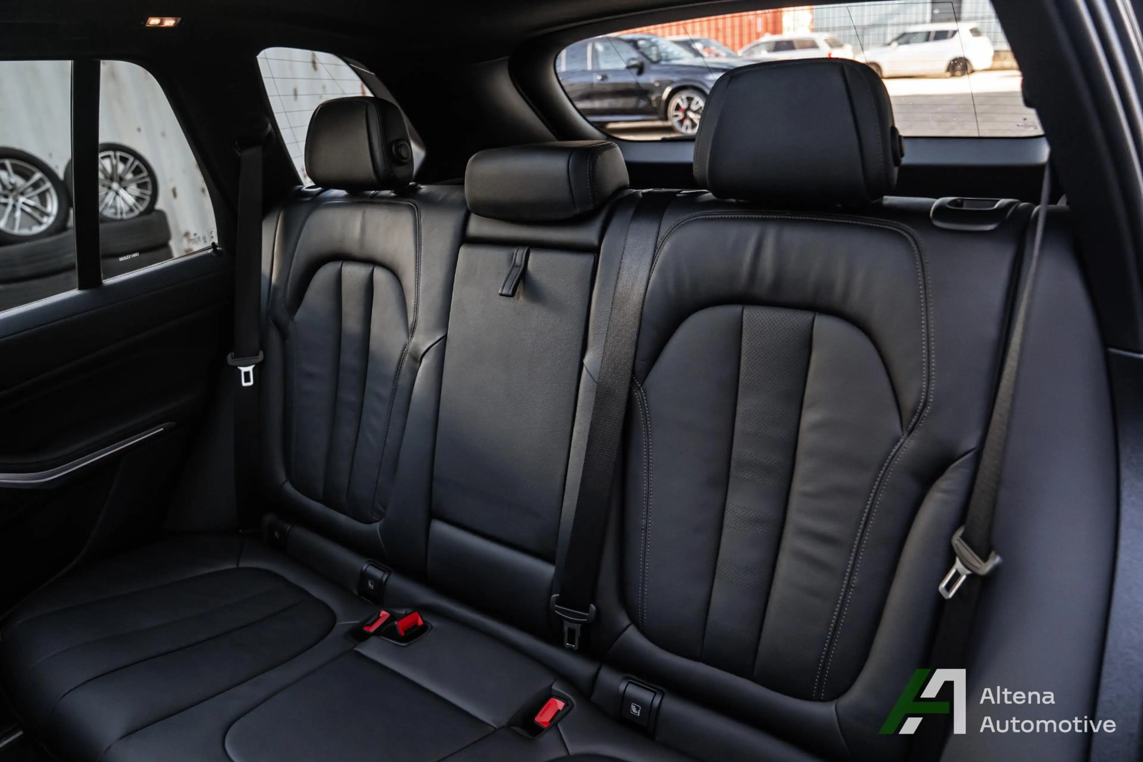 BMW X5 xDrive45e High Executive M-sport, trekhaak, panora — photo 12