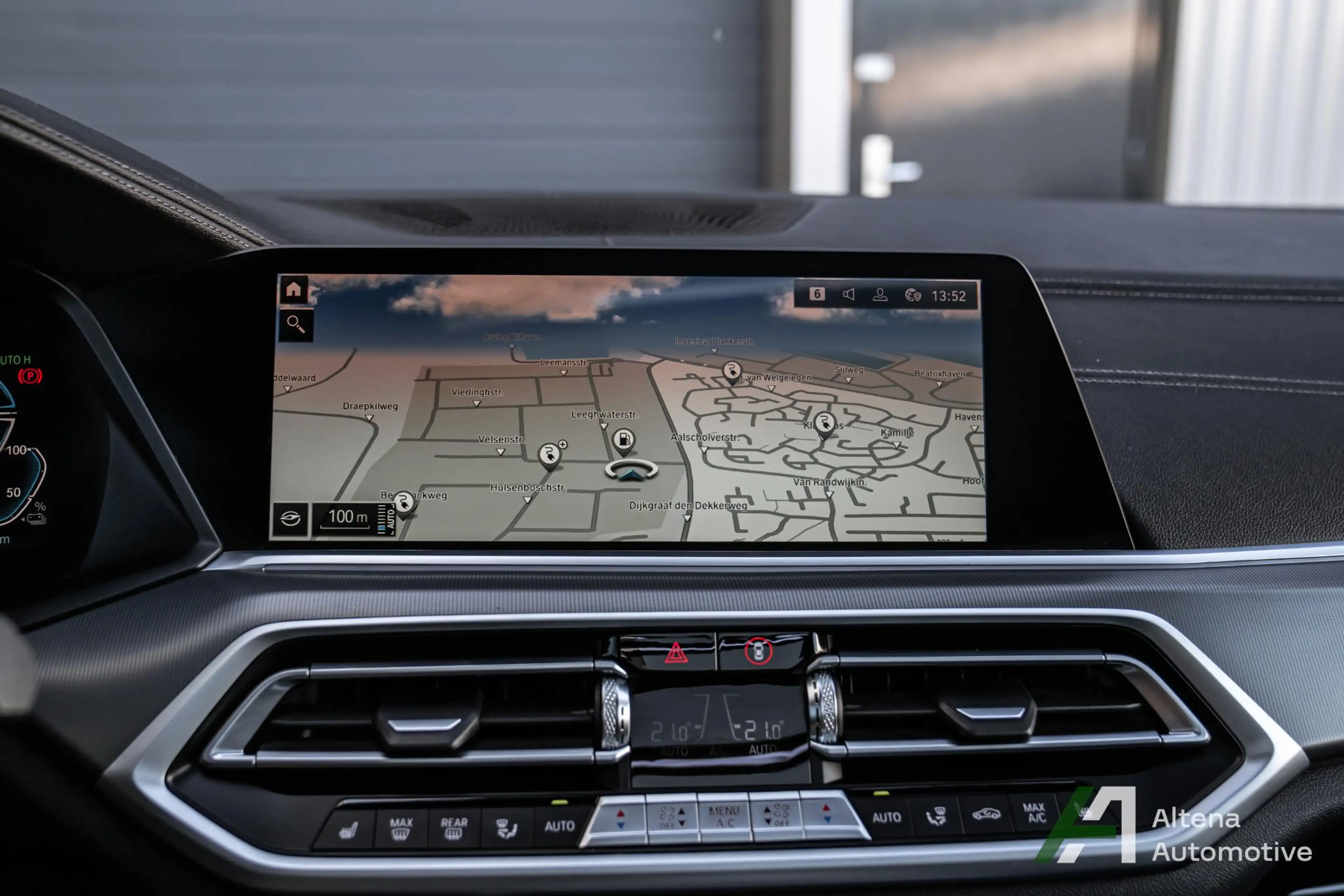 BMW X5 xDrive45e High Executive M-sport, trekhaak, panora — photo 19