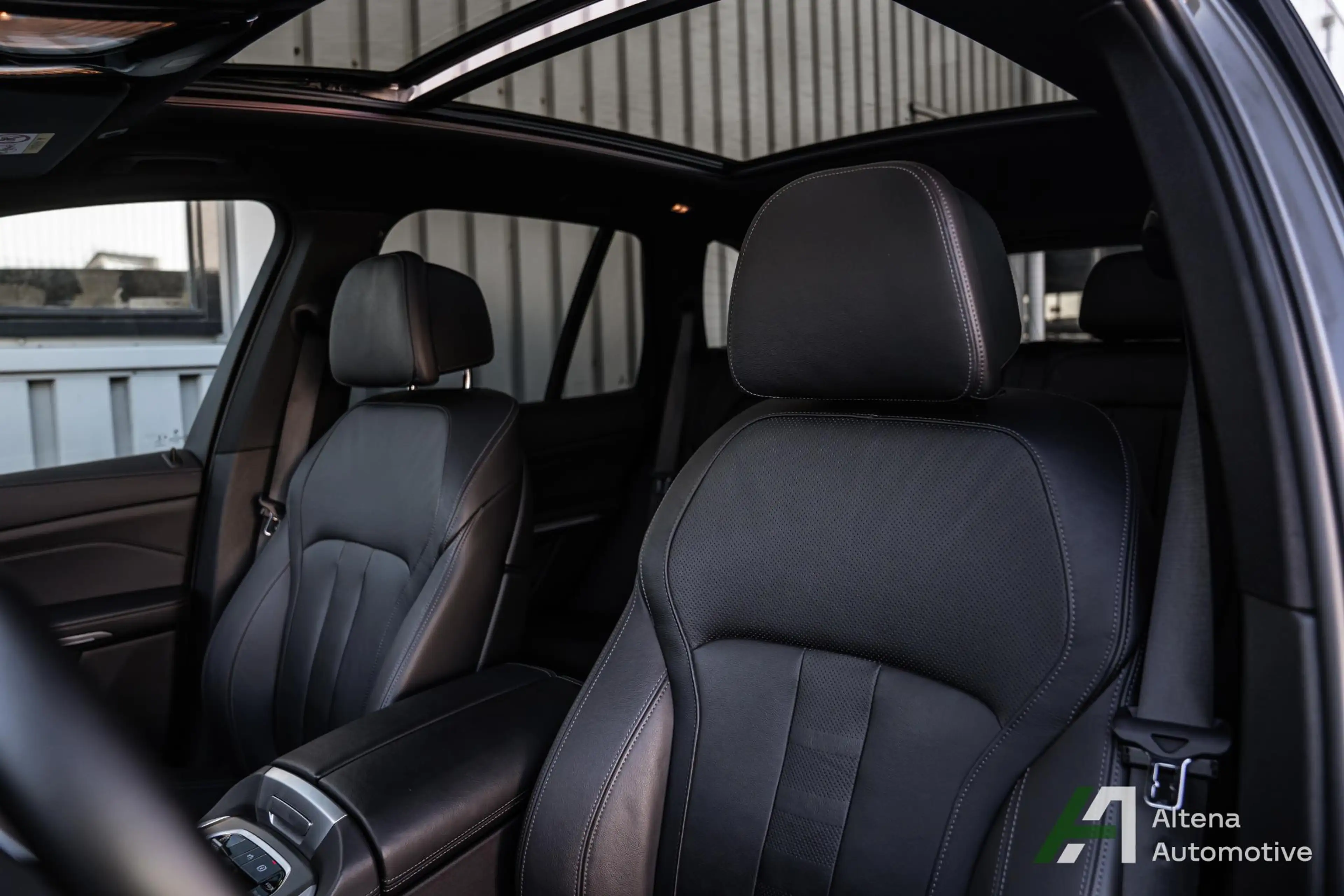 BMW X5 xDrive45e High Executive M-sport, trekhaak, panora — photo 8