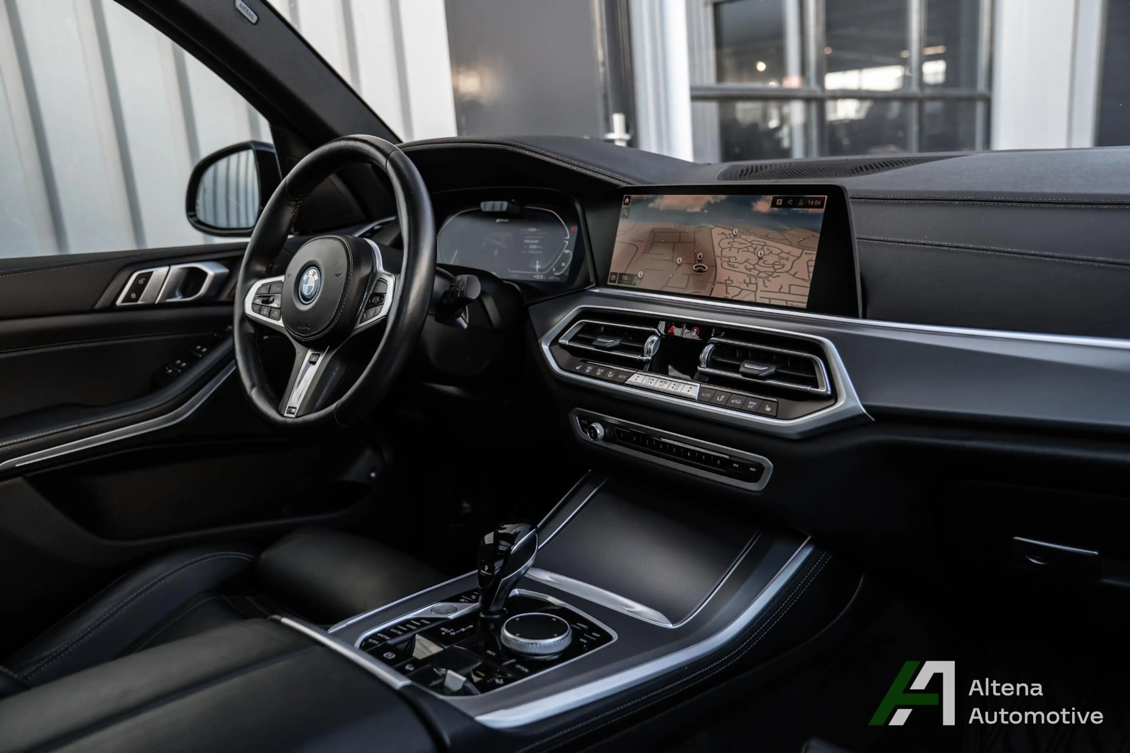 BMW X5 xDrive45e High Executive M-sport, trekhaak, panora — photo 47