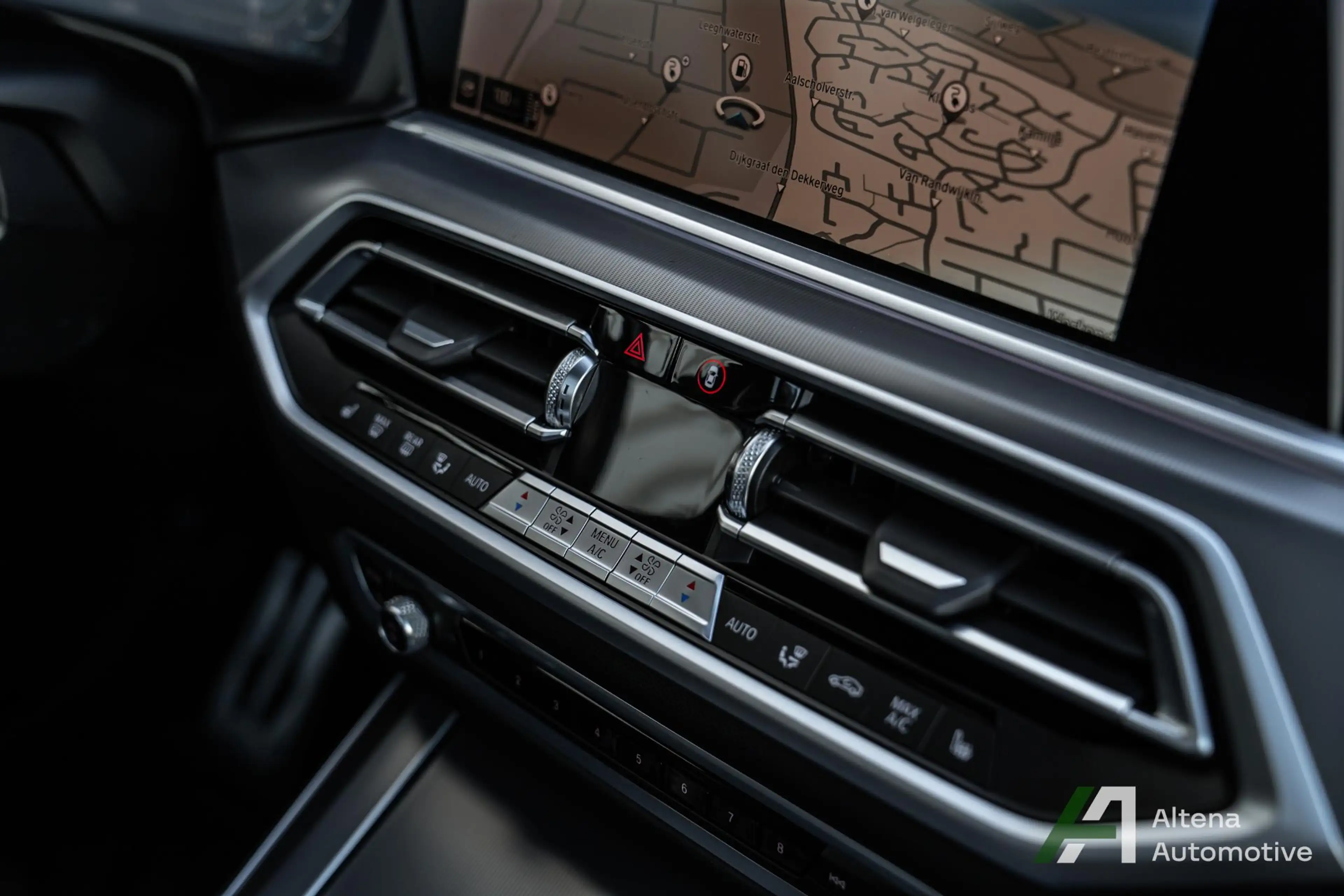 BMW X5 xDrive45e High Executive M-sport, trekhaak, panora — photo 48