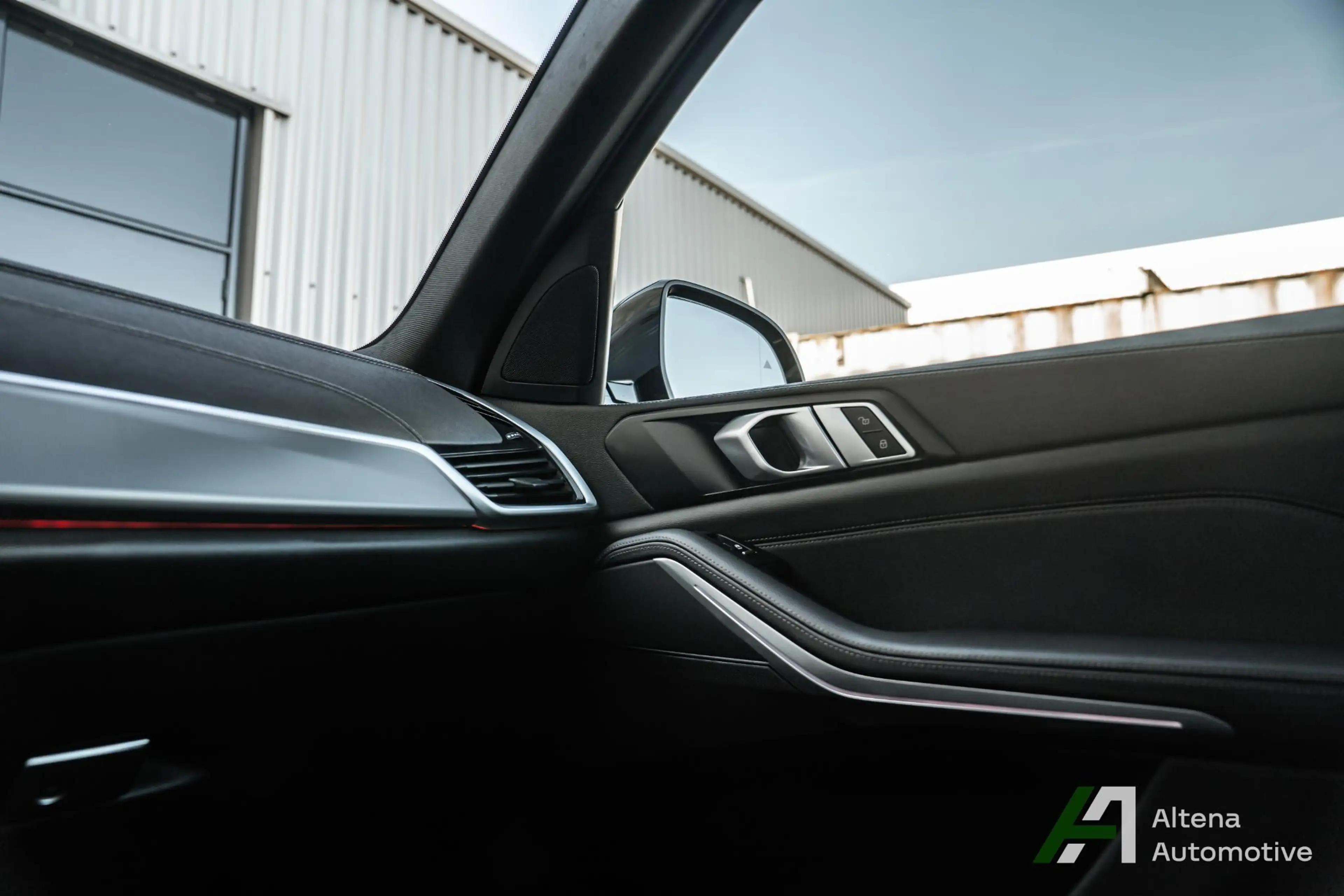 BMW X5 xDrive45e High Executive M-sport, trekhaak, panora — photo 34